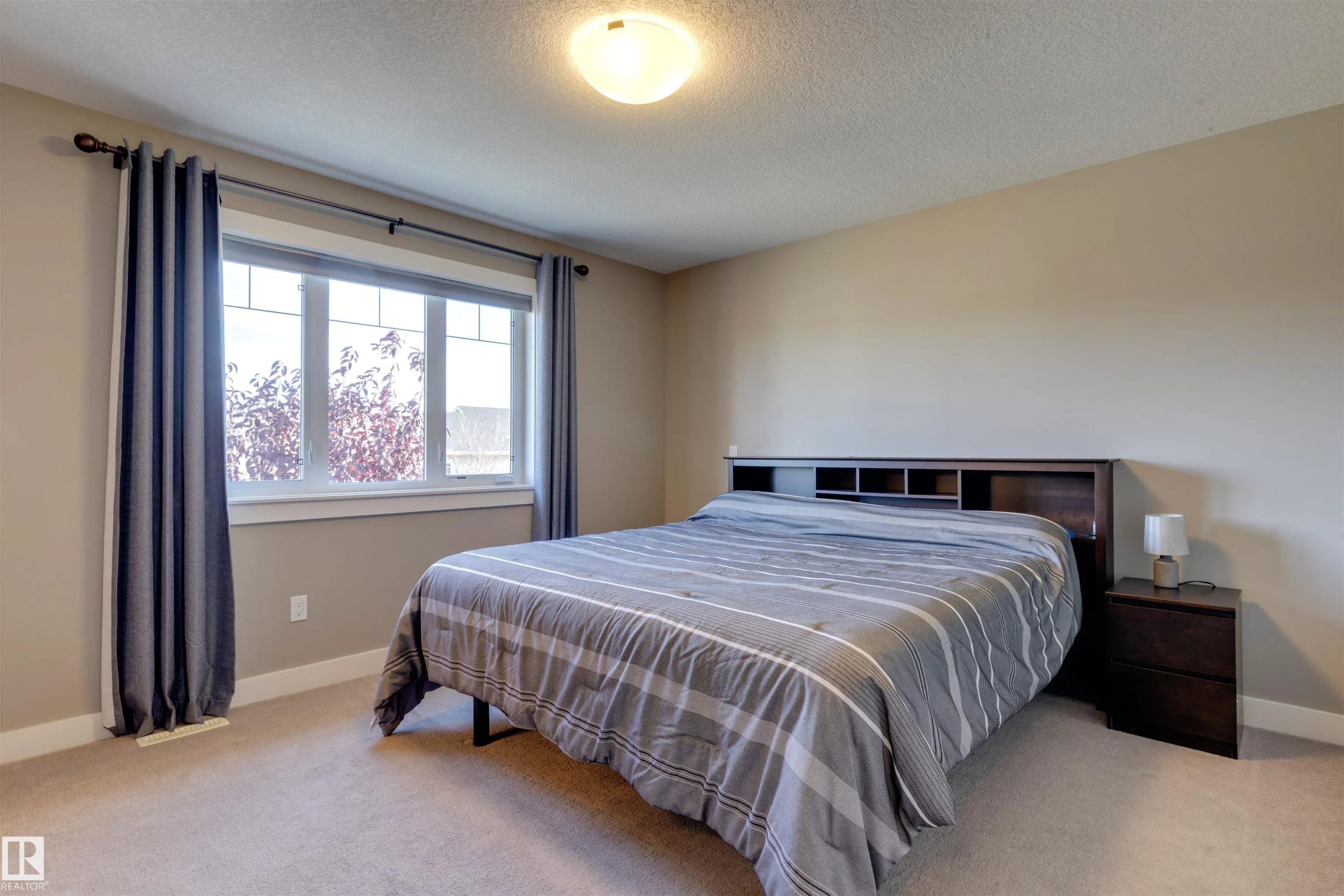 124 ALLARD Way
