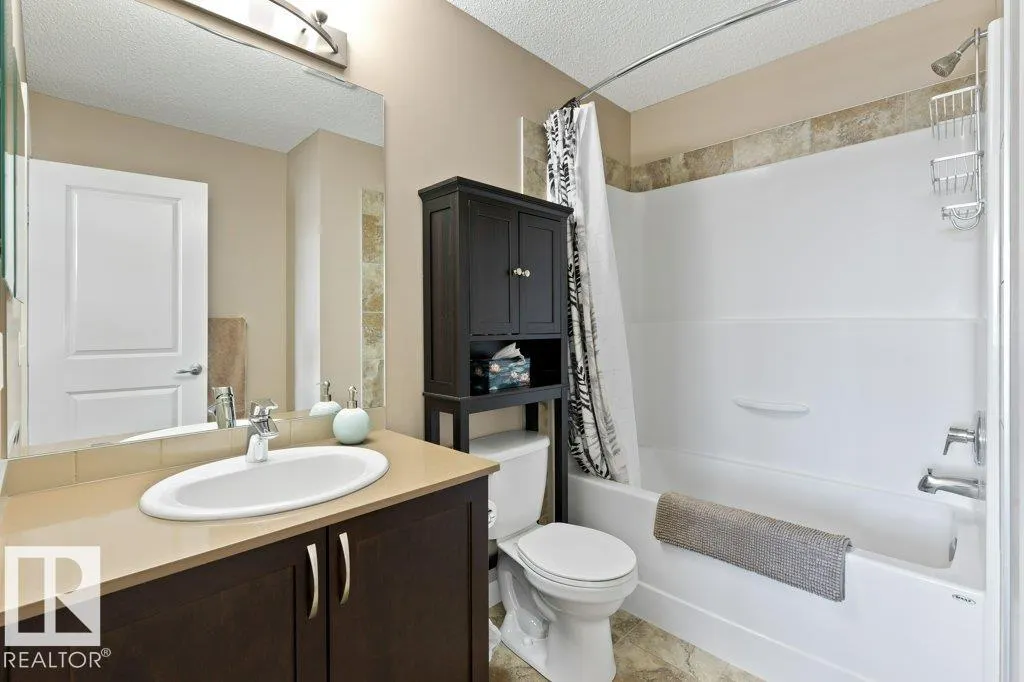 165 CY BECKER Boulevard