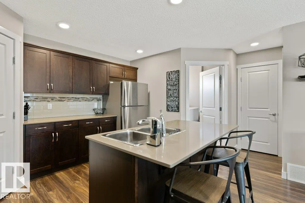 165 CY BECKER Boulevard