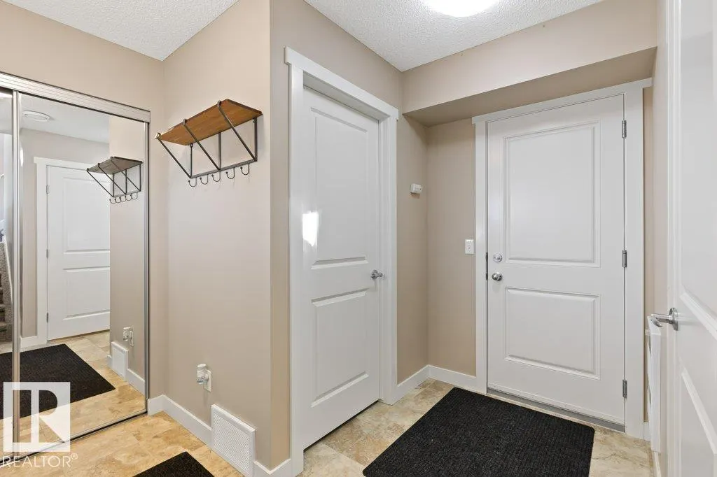 165 CY BECKER Boulevard