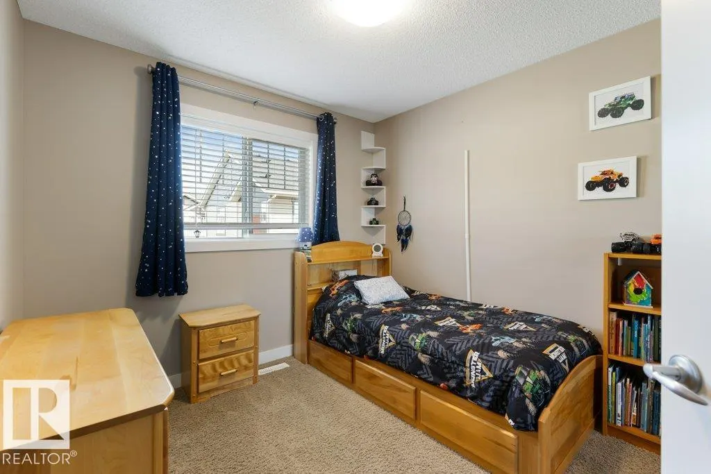 165 CY BECKER Boulevard