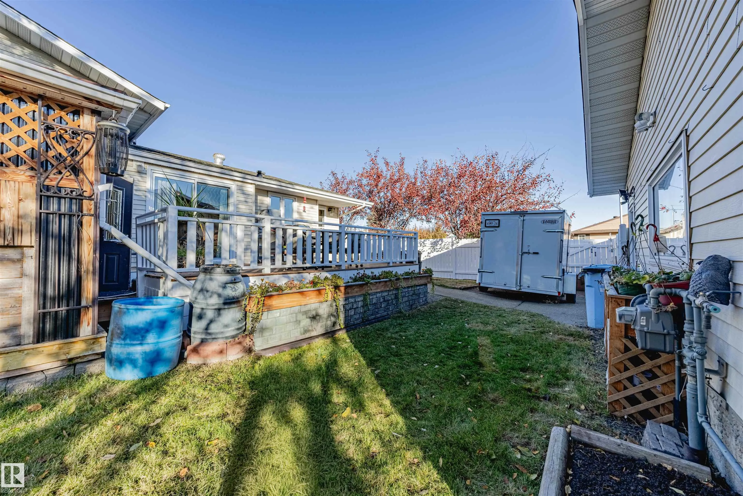 15 WILLIAM HUSTLER Crescent