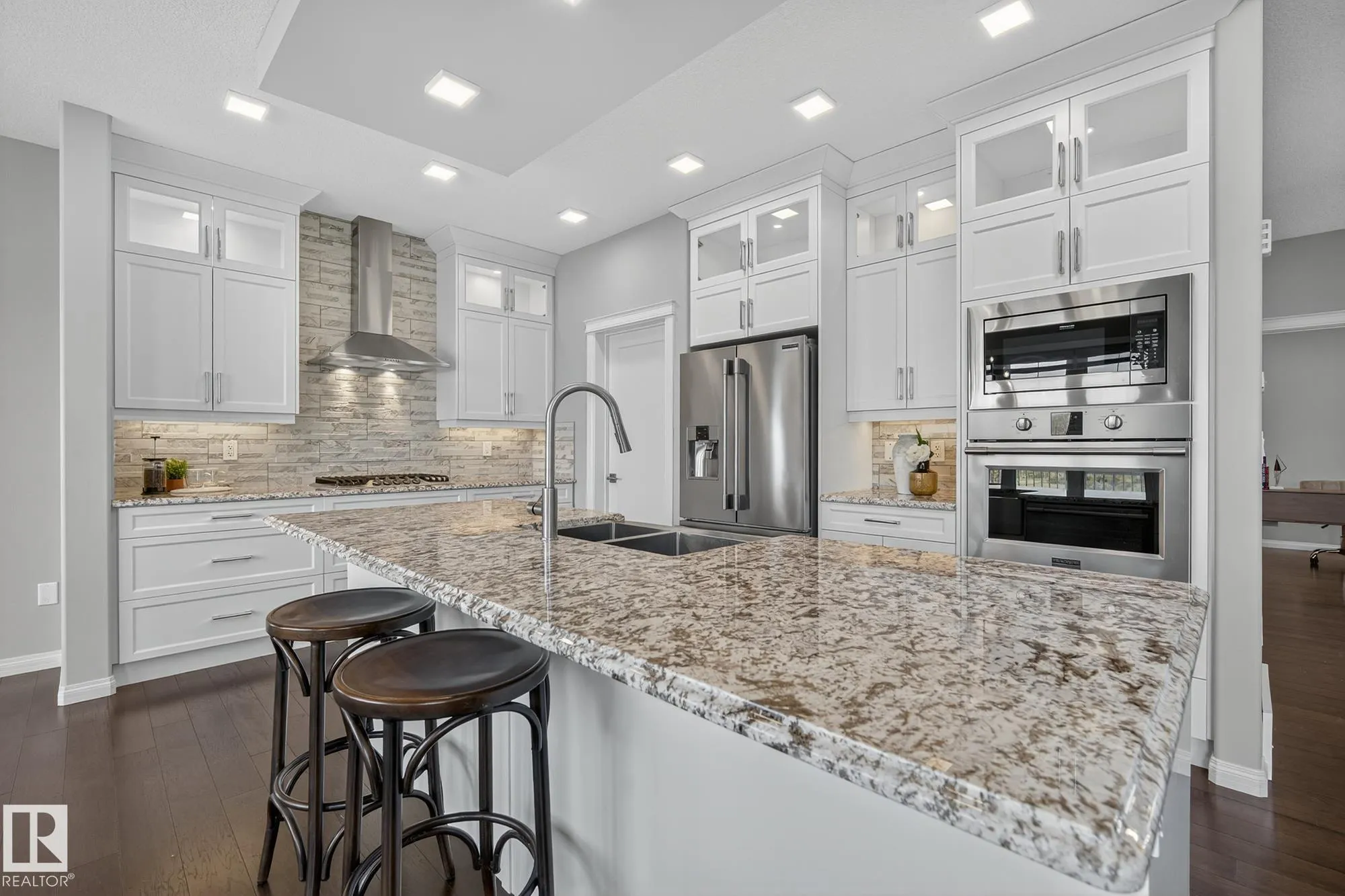 3419 CHICKADEE Drive