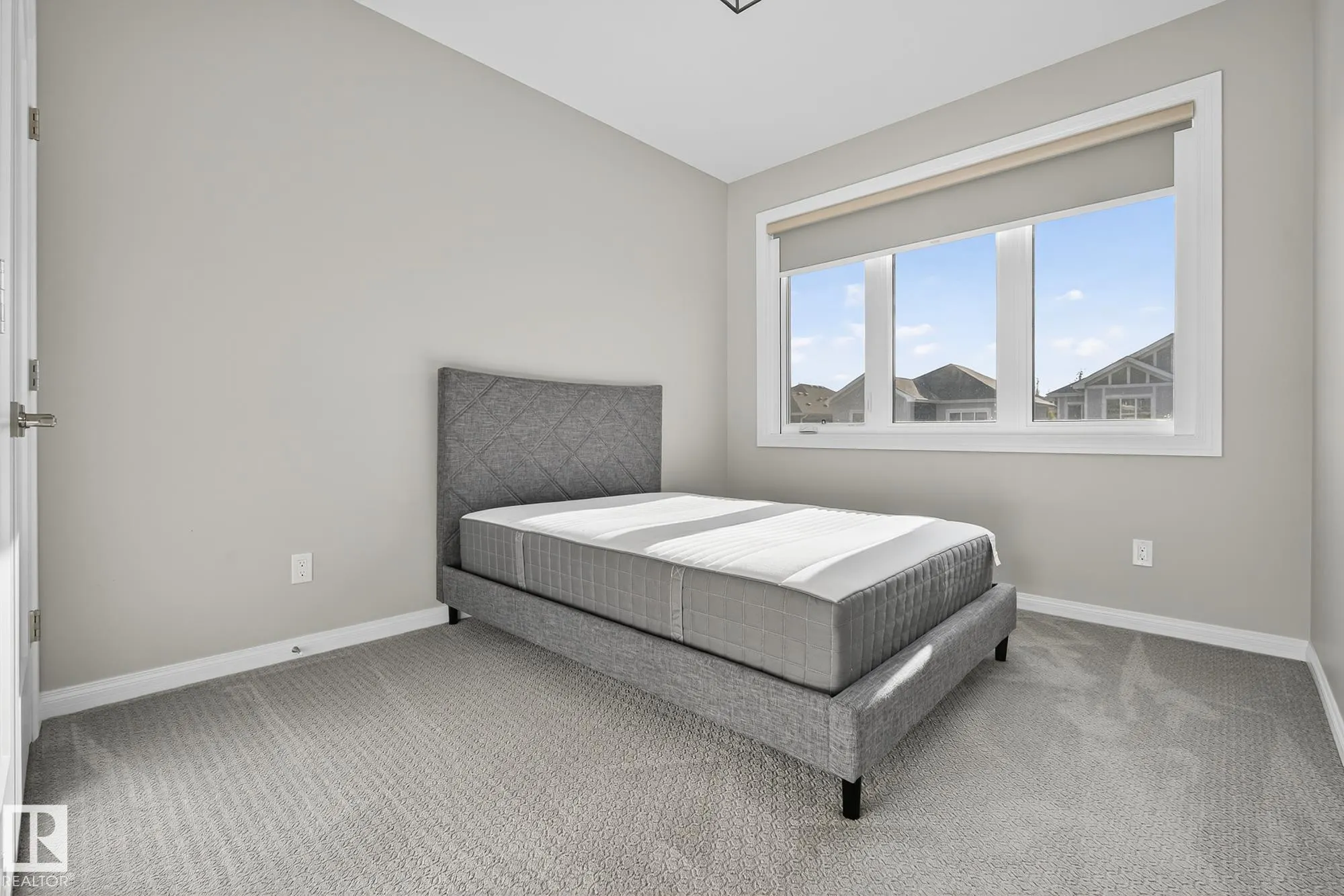 3419 CHICKADEE Drive