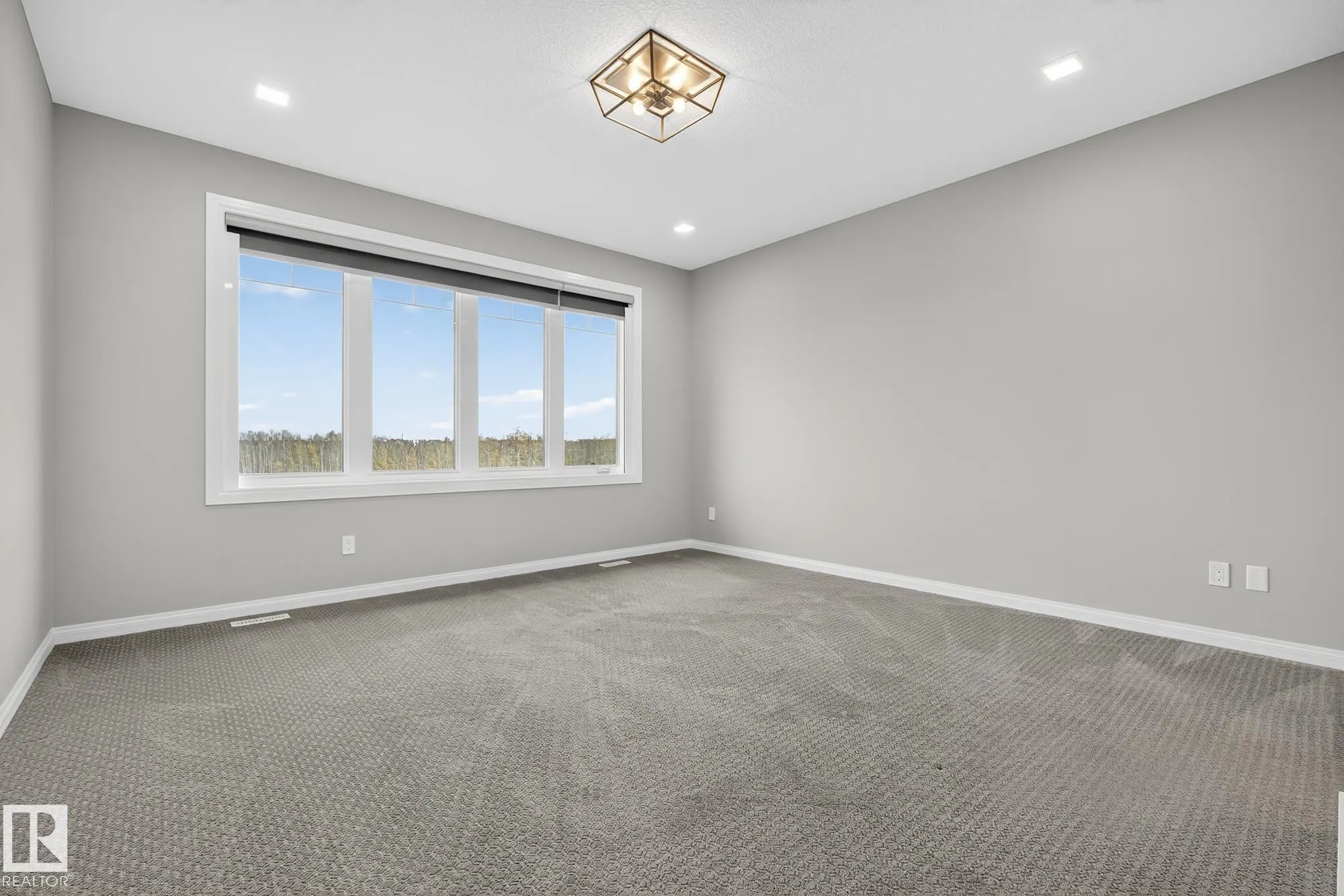 3419 CHICKADEE Drive