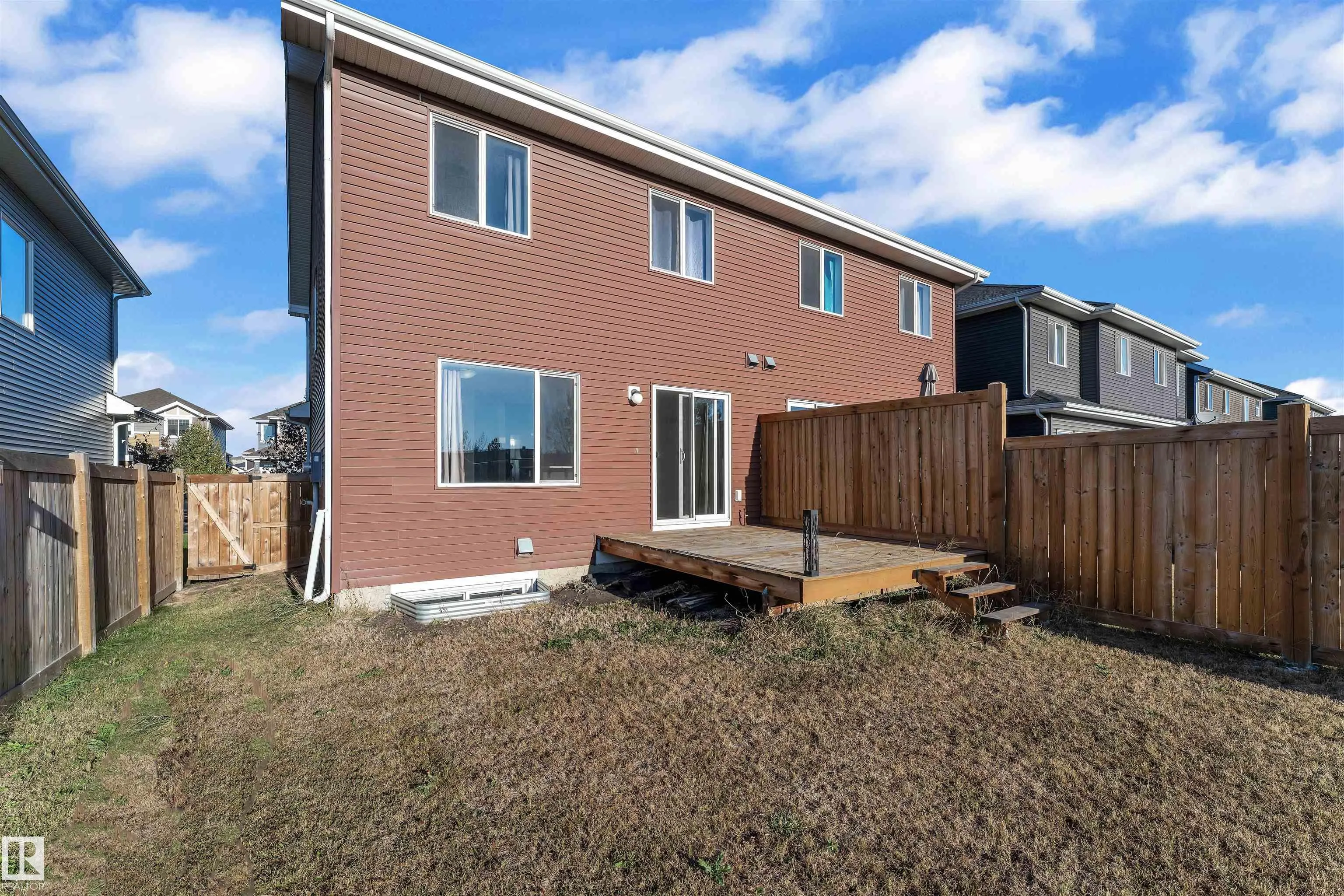 533 EBBERS WAY NW