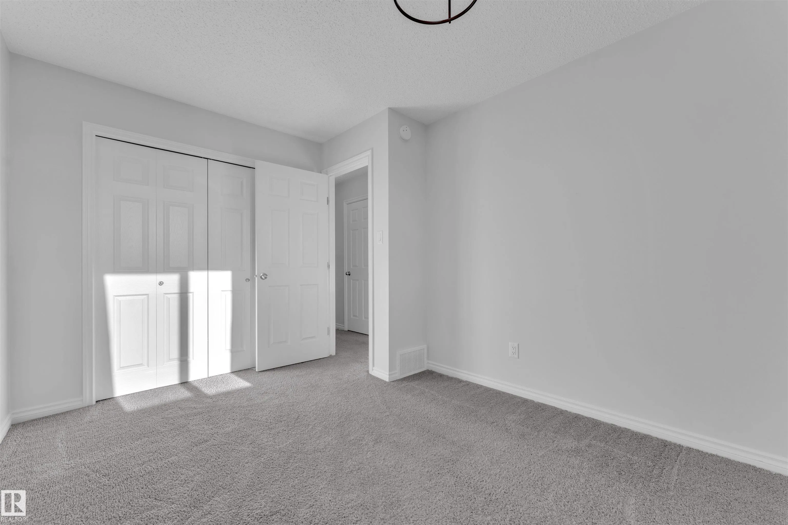 533 EBBERS WAY NW