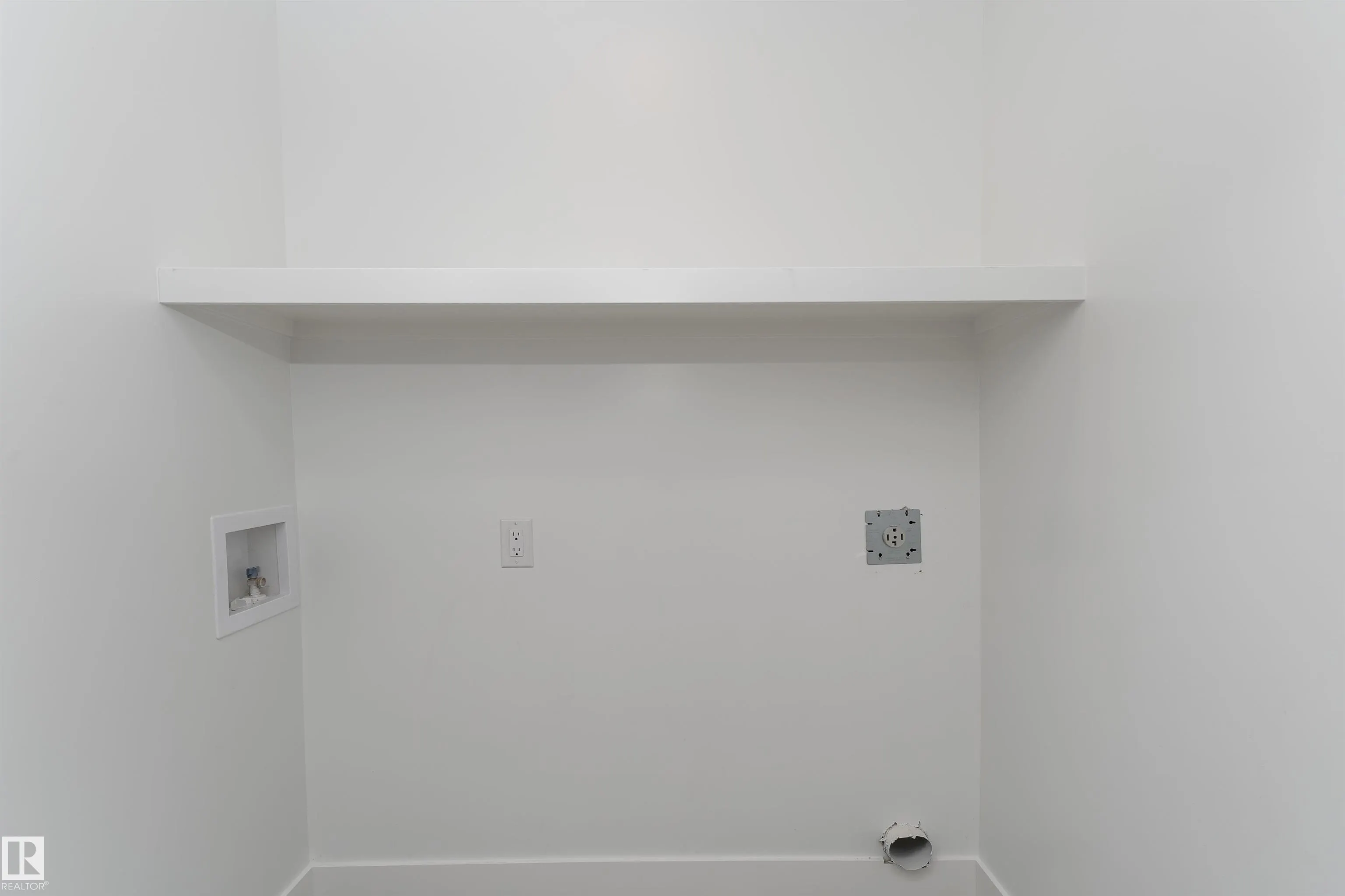 12031 124 Street