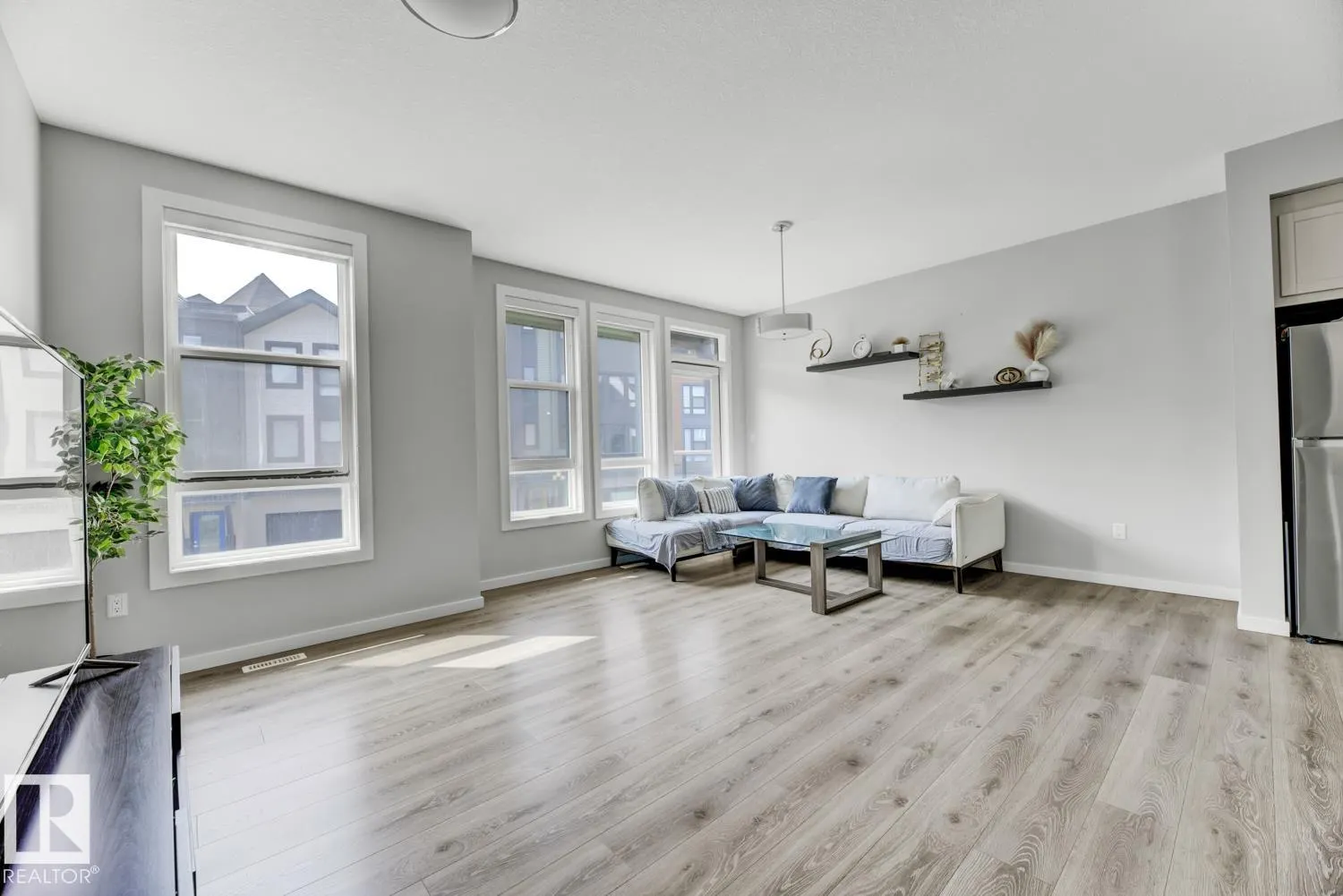 1304 RUTHERFORD RD