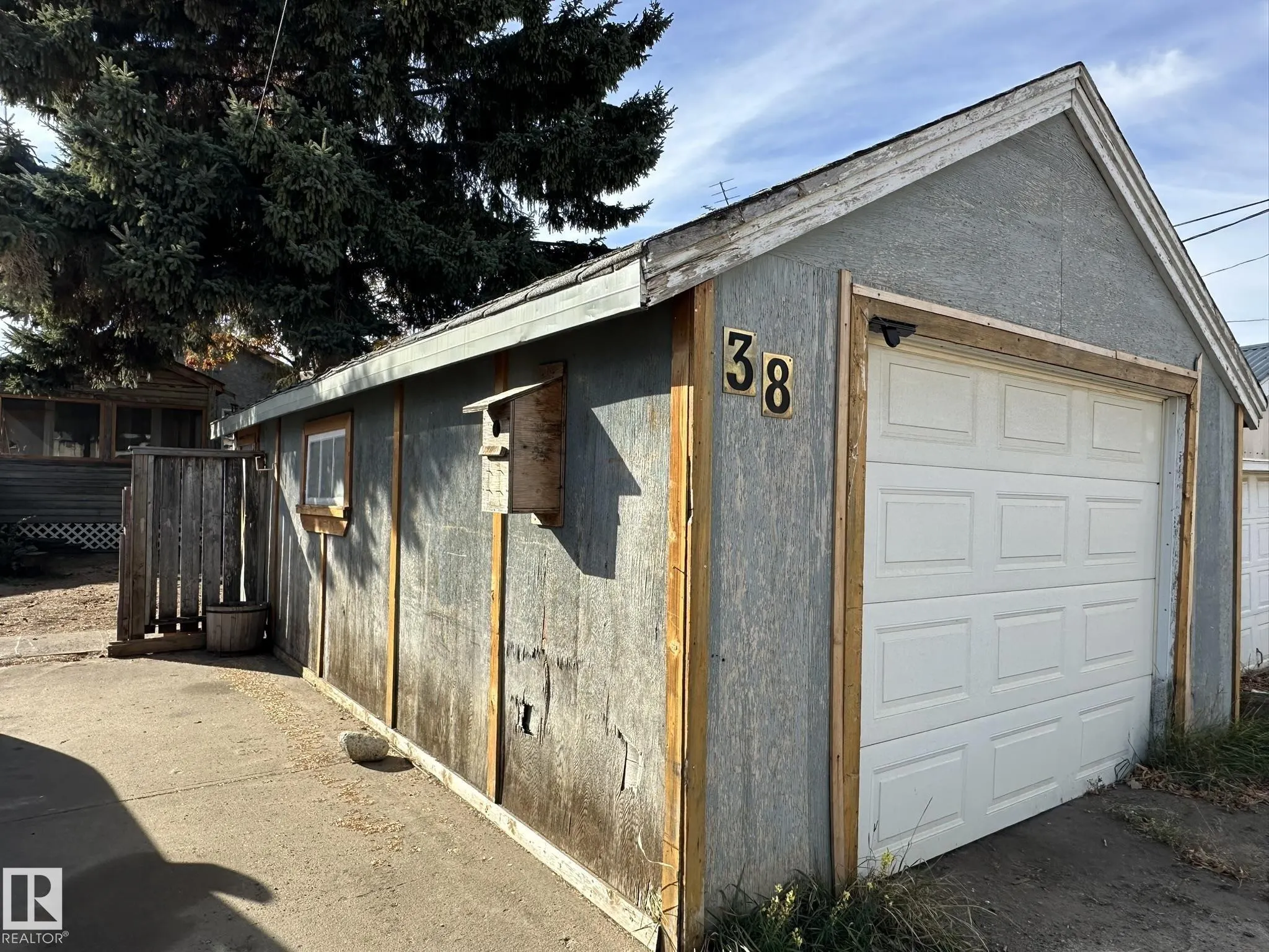 38 Wheatland Avenue