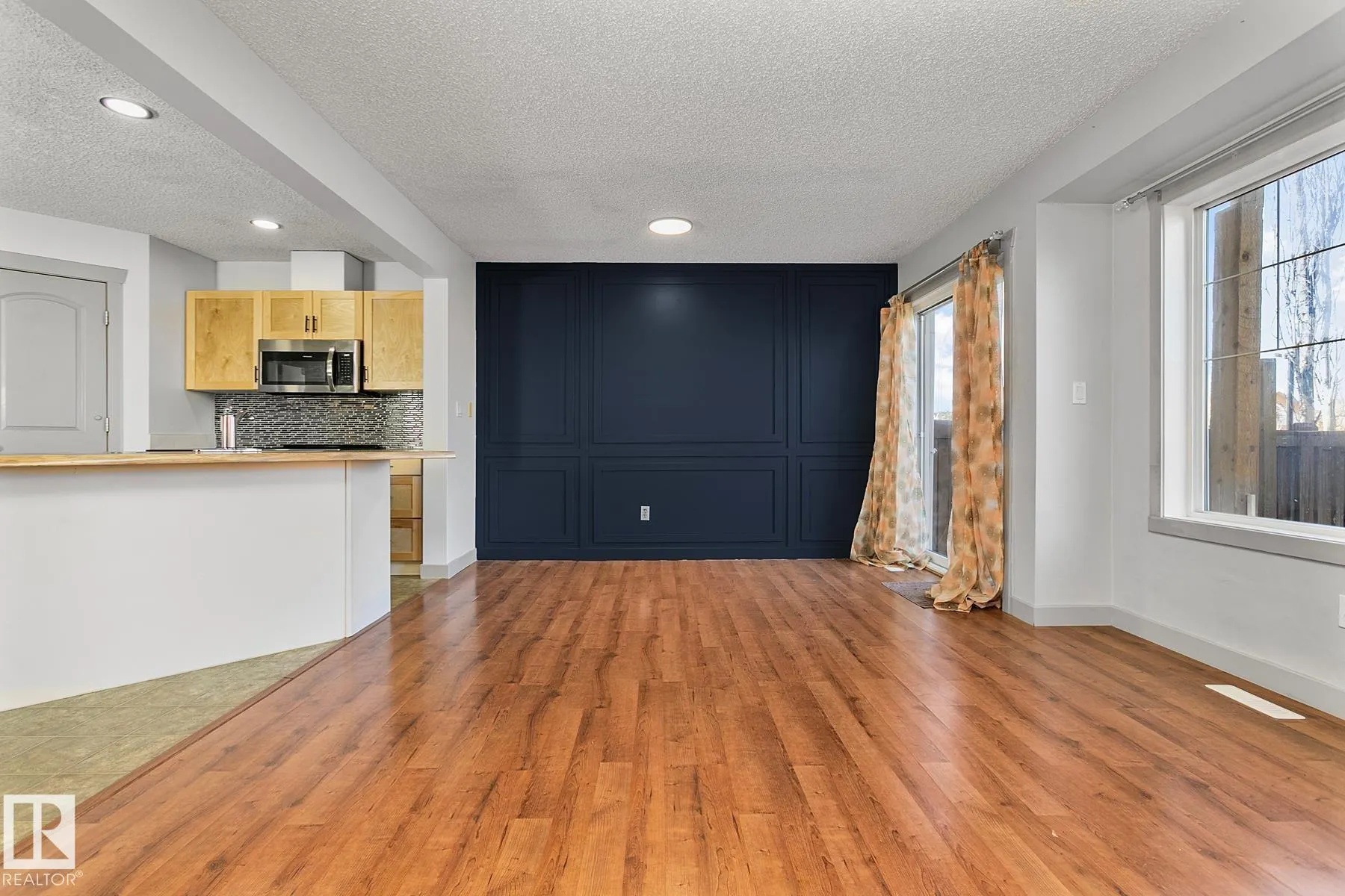 14208 36 Street