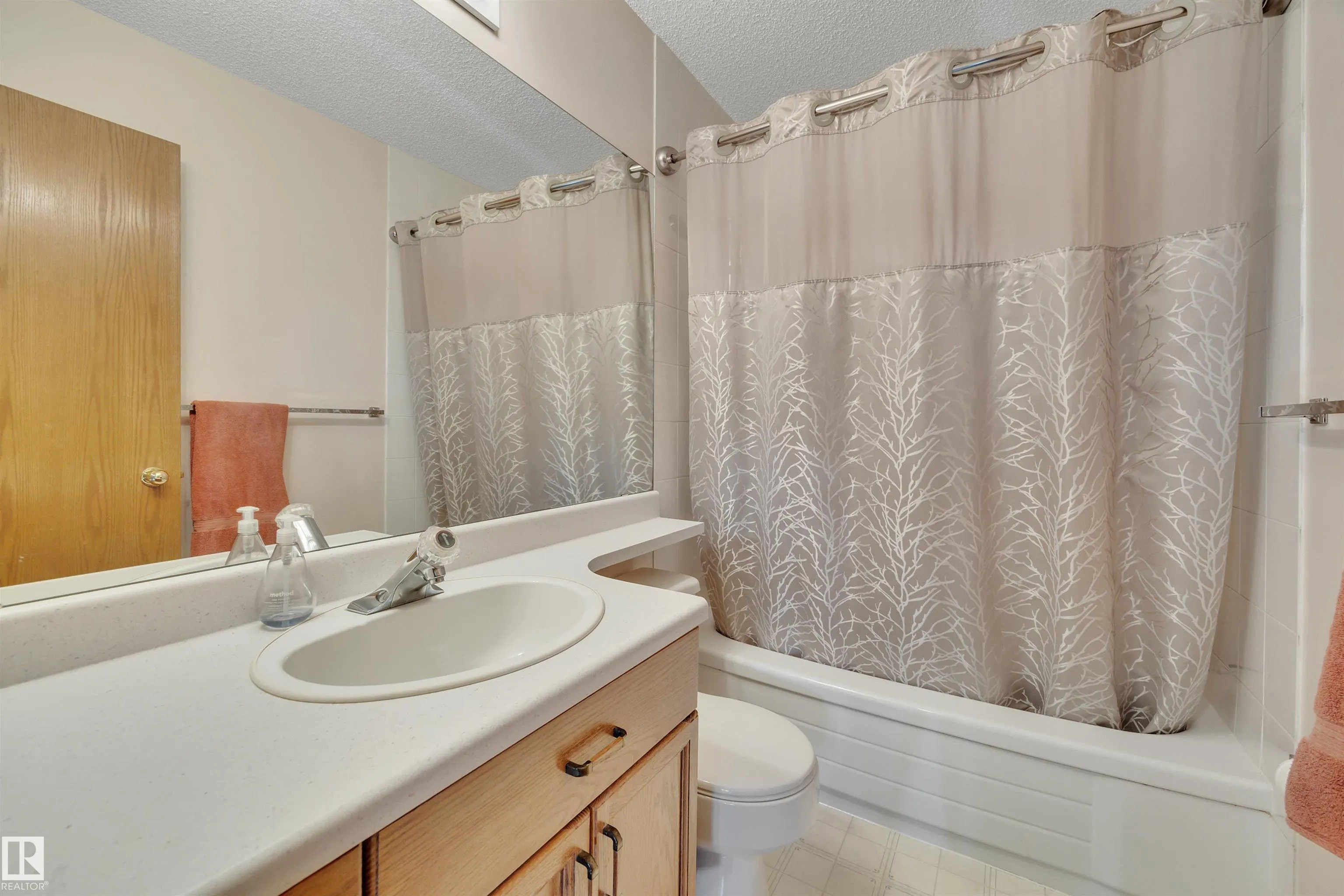 113 PIPESTONE Drive