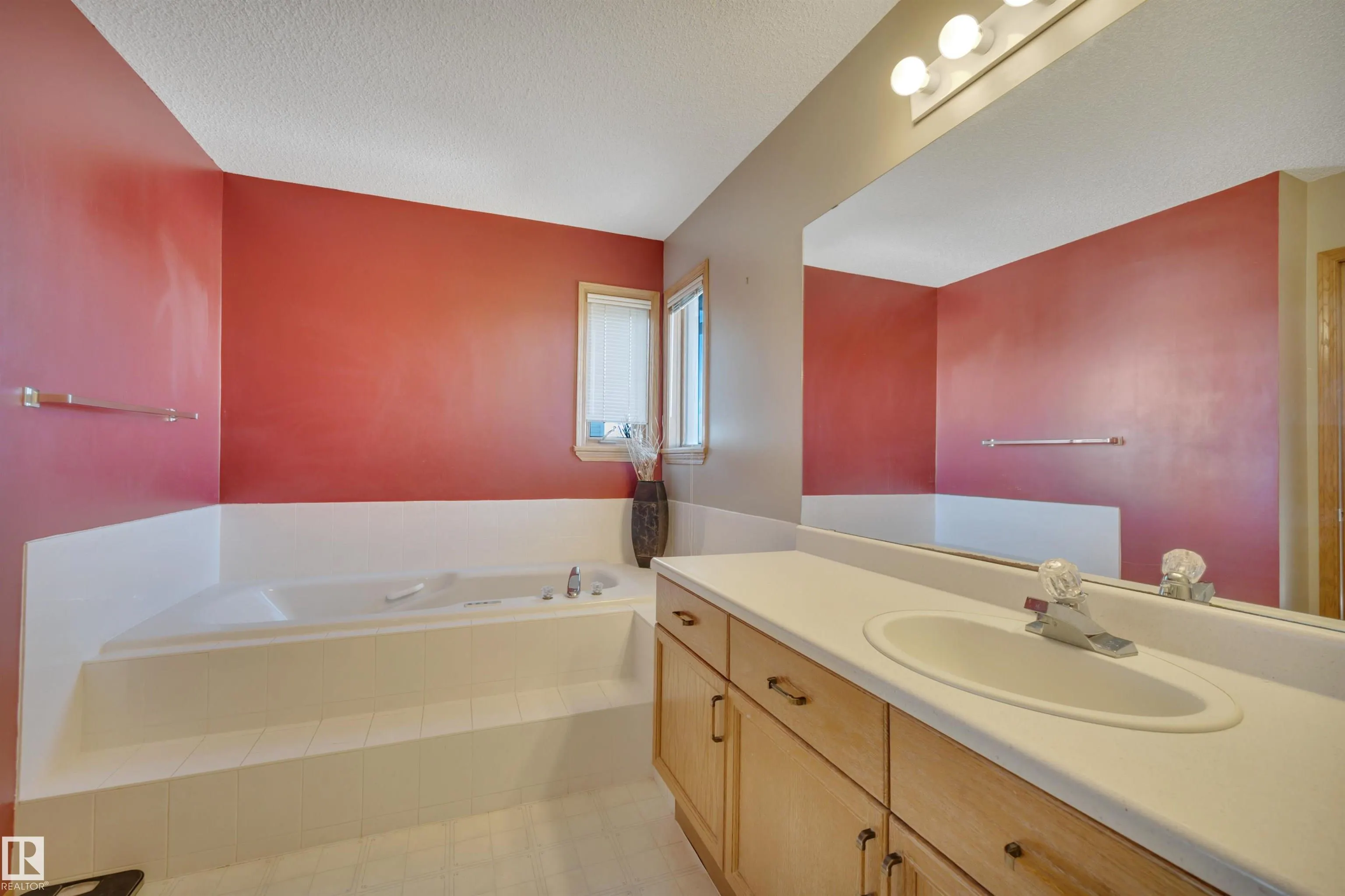 113 PIPESTONE Drive