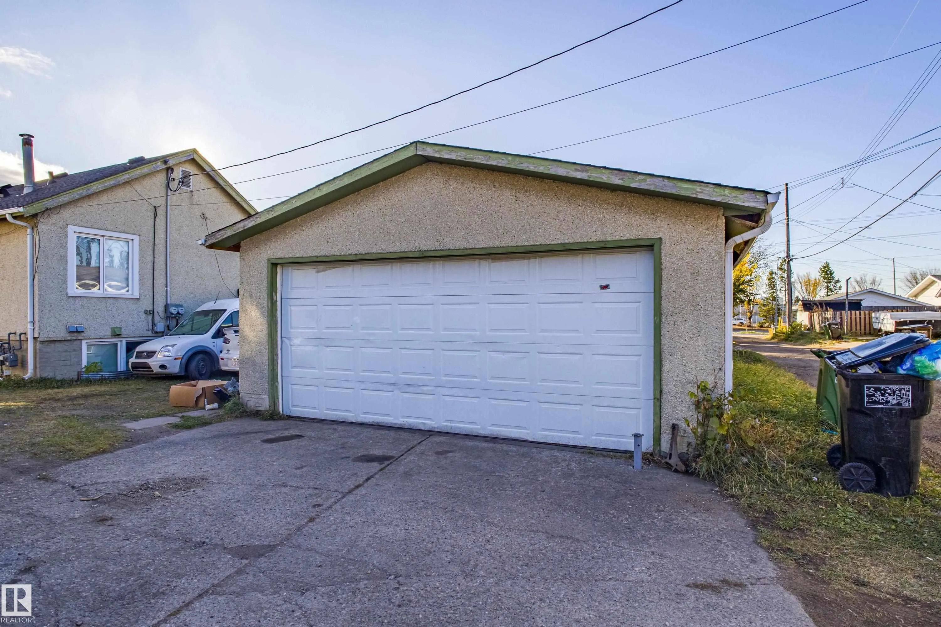 12716 12718 94 Street