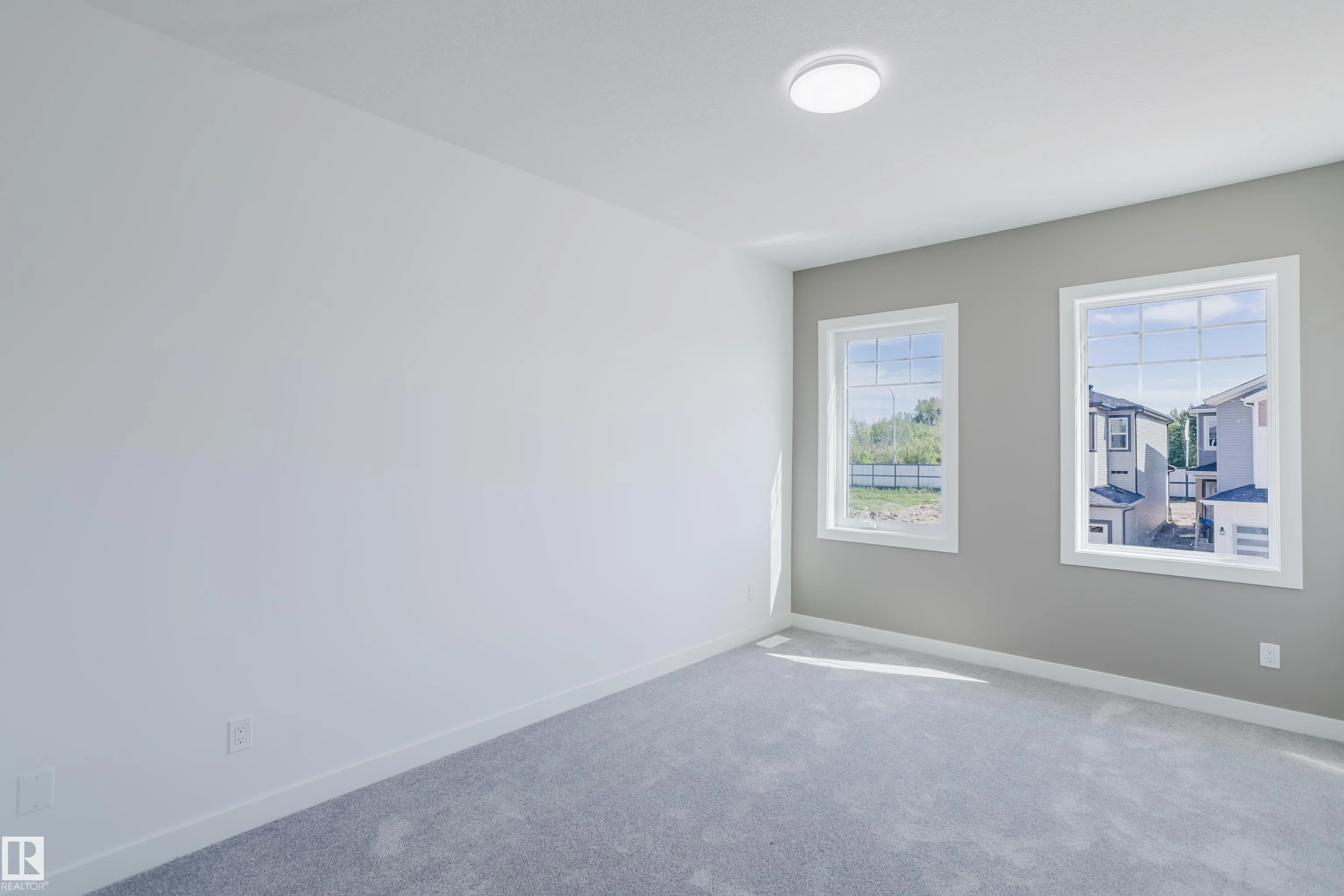 263 Munn Way