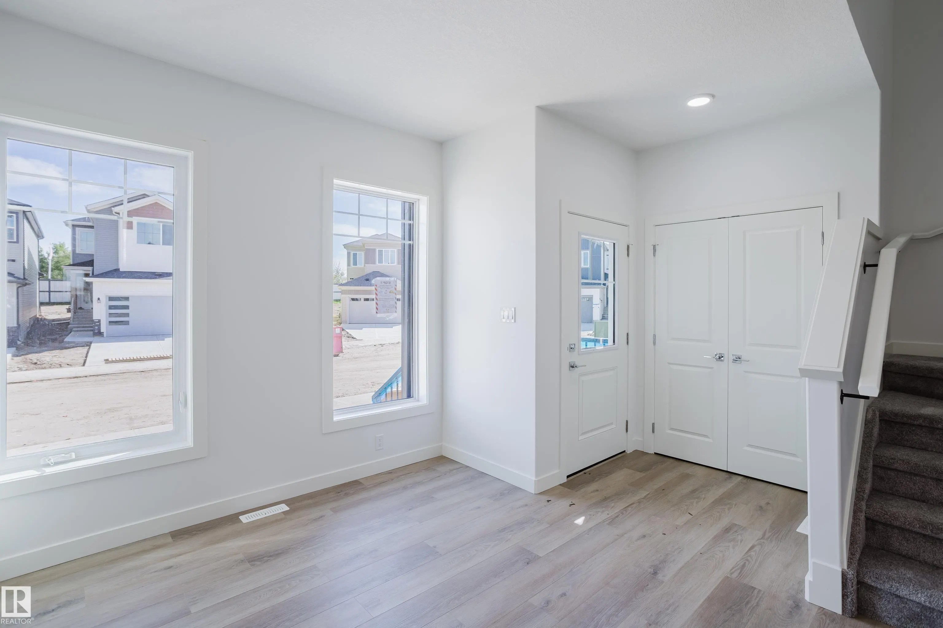 263 Munn Way