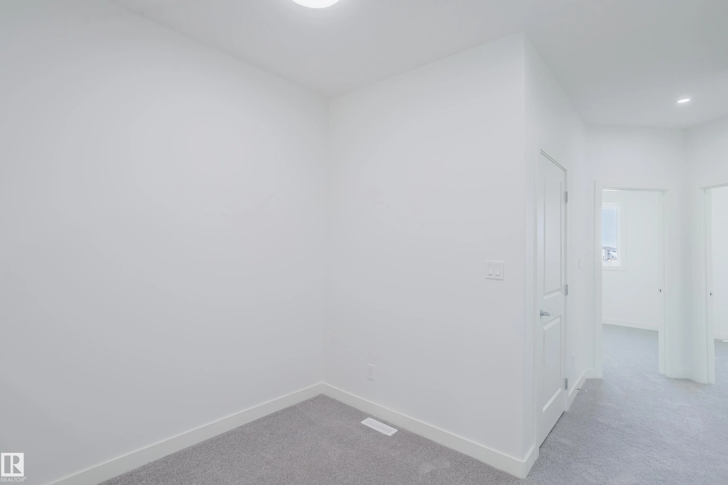 263 Munn Way