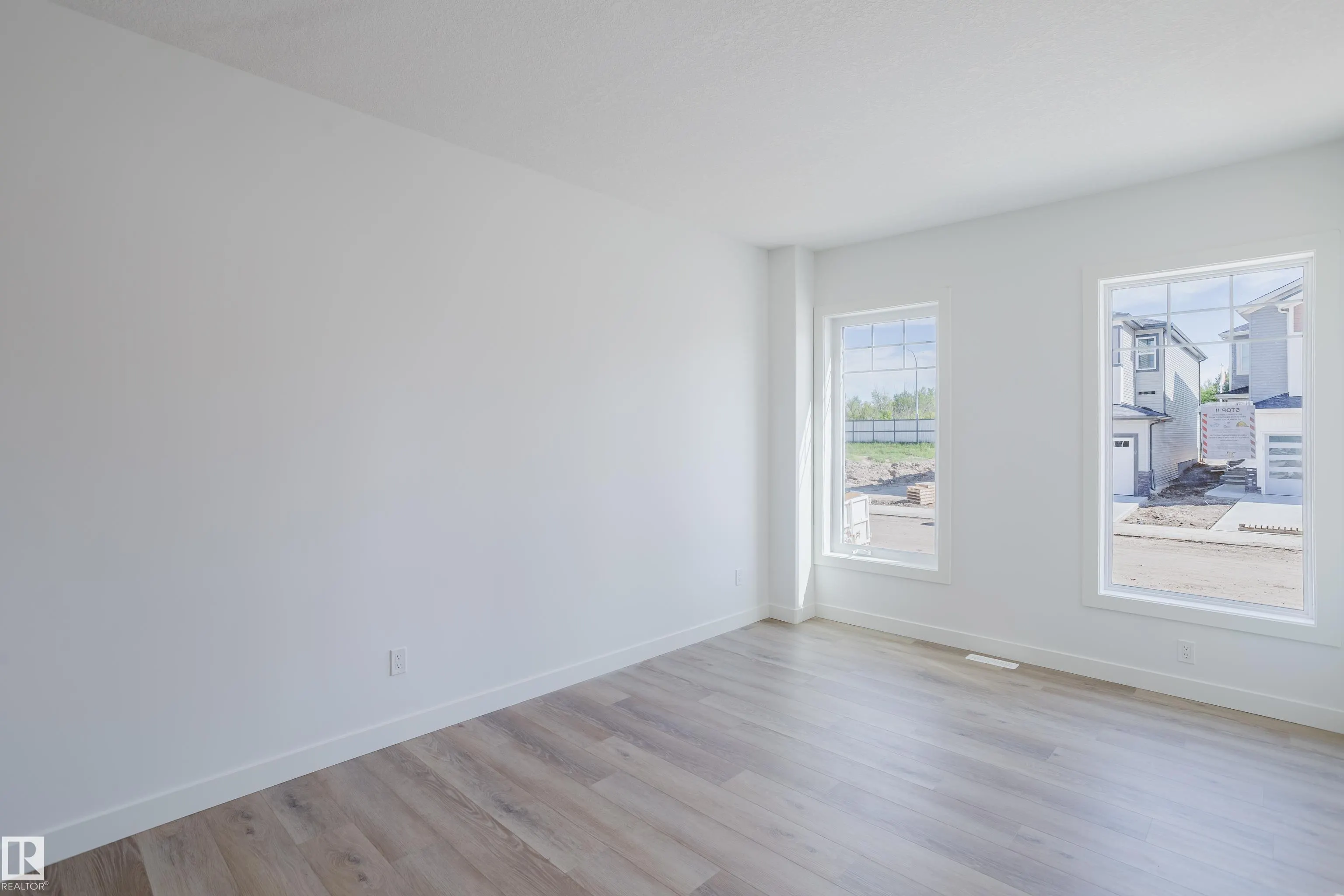 263 Munn Way