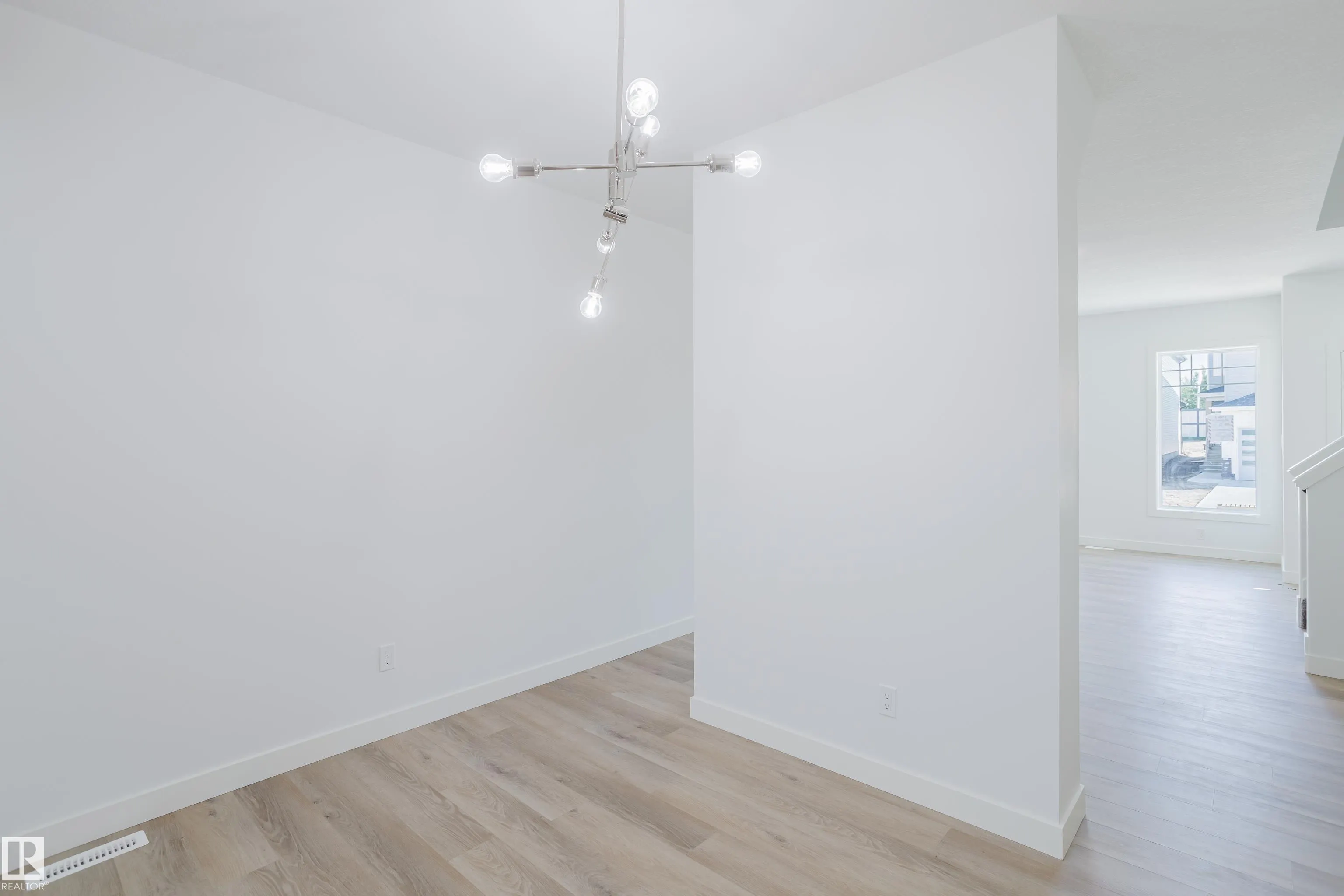 263 Munn Way