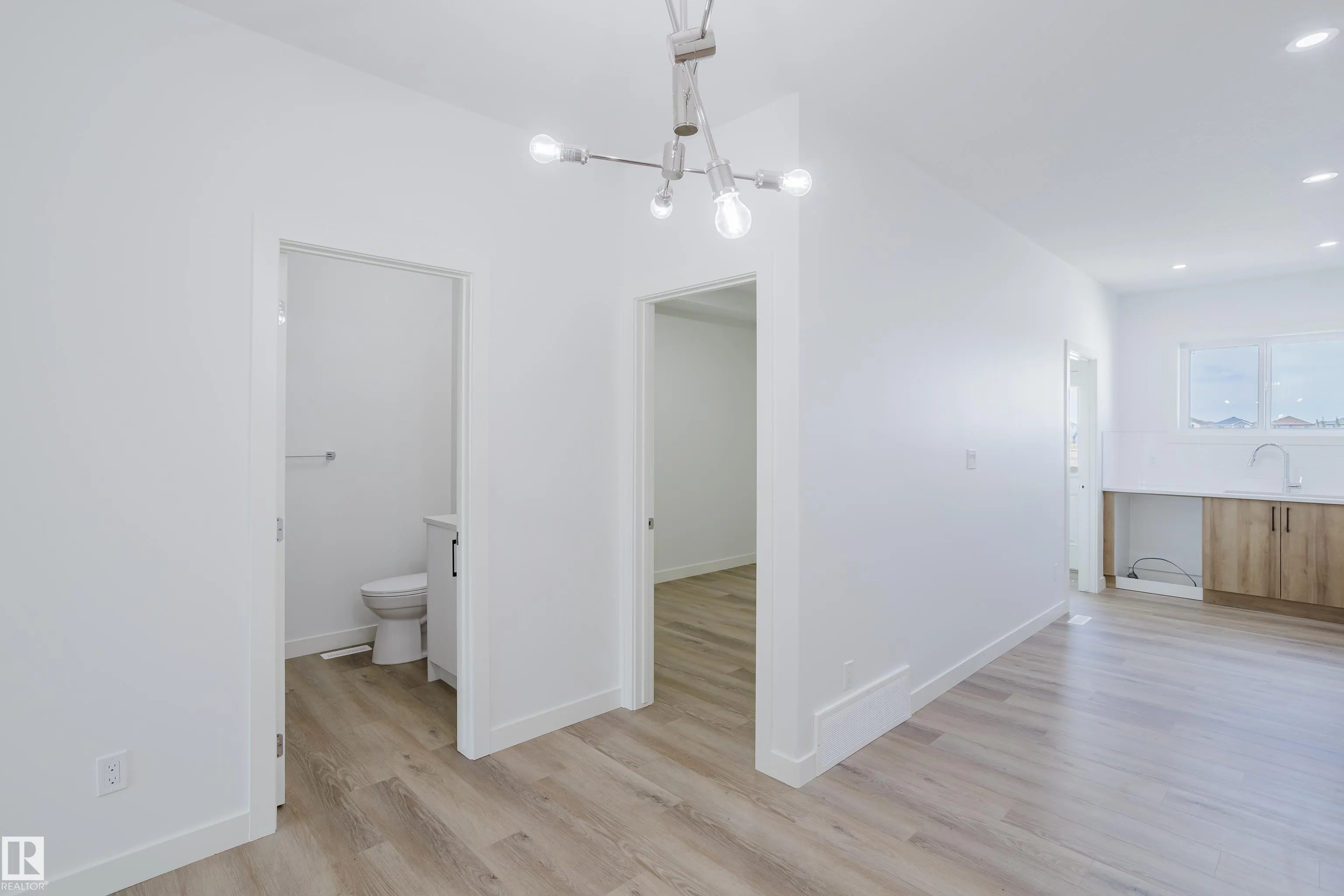 263 Munn Way