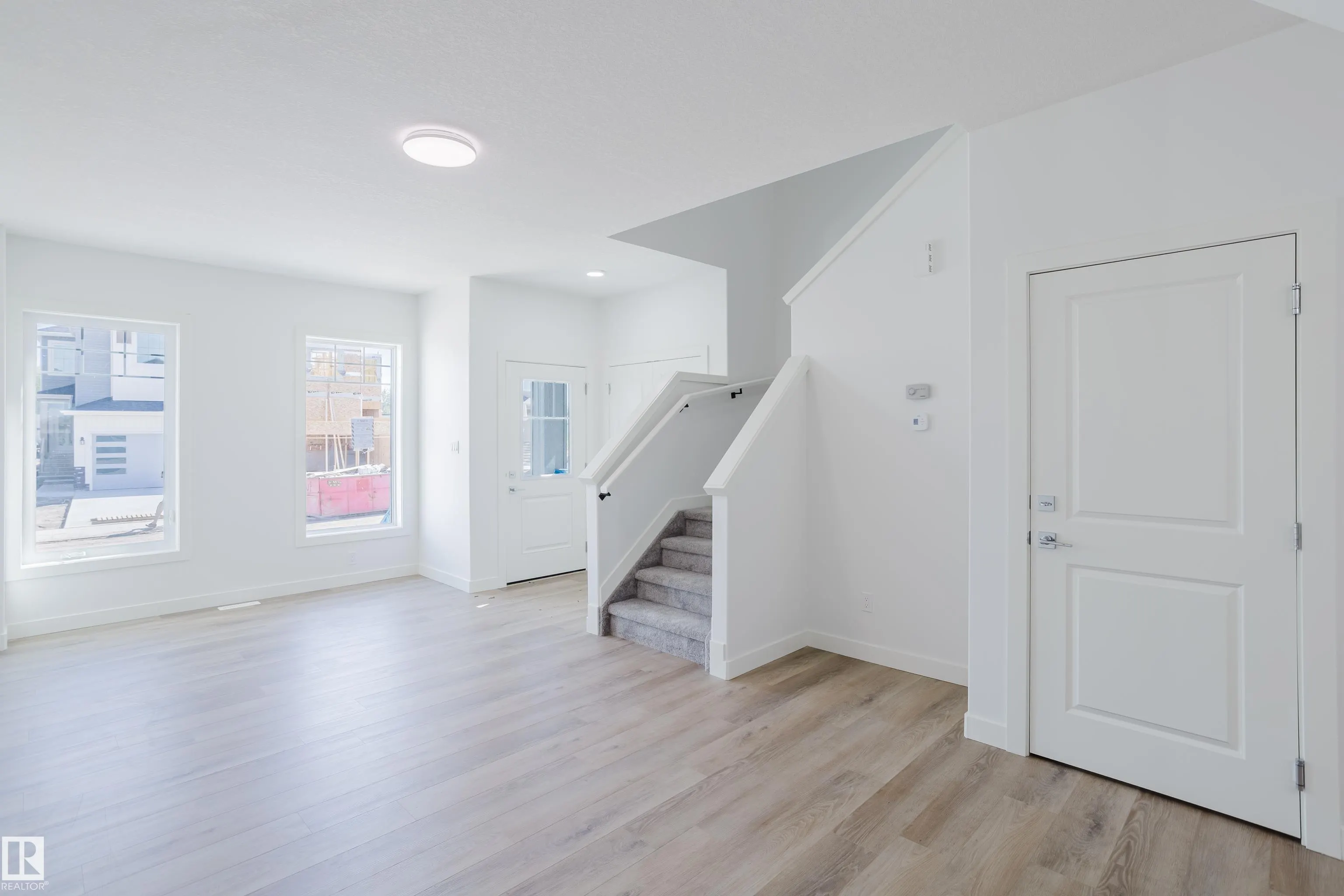 263 Munn Way