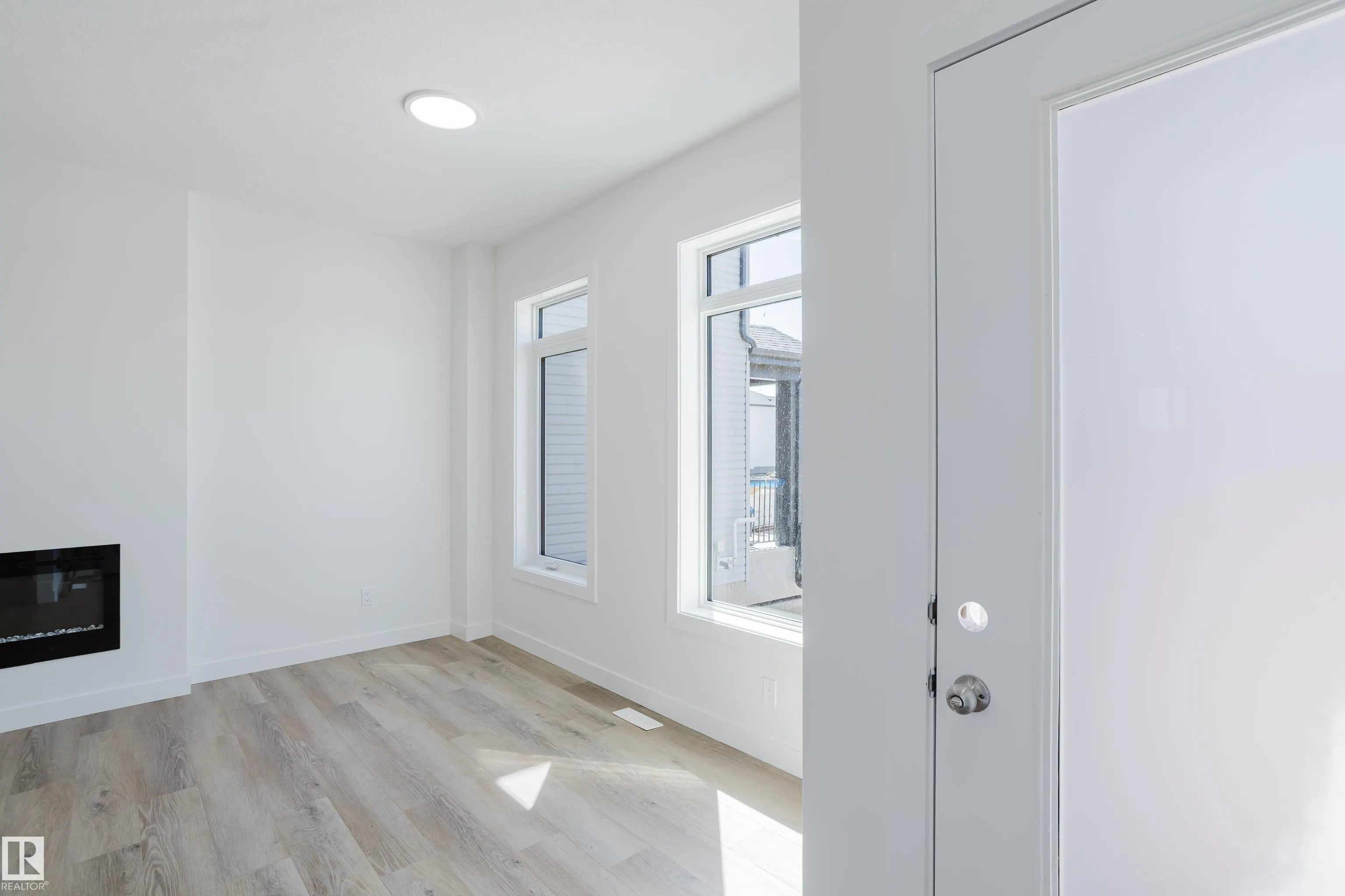 261 Munn Way