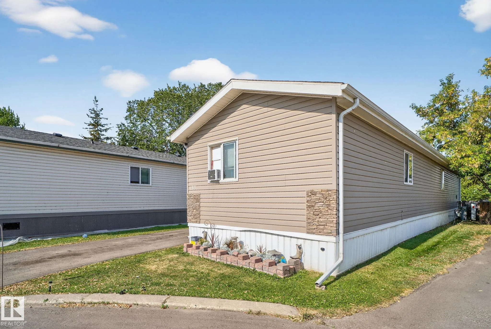 133 Willow Park Estates