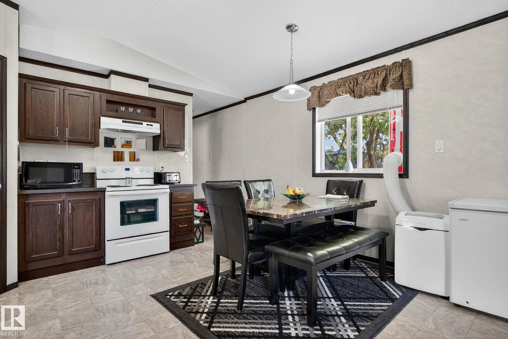 133 Willow Park Estates