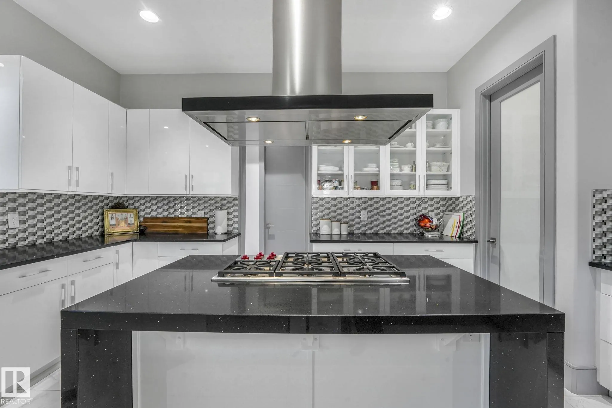 3510 WATSON Point(e)