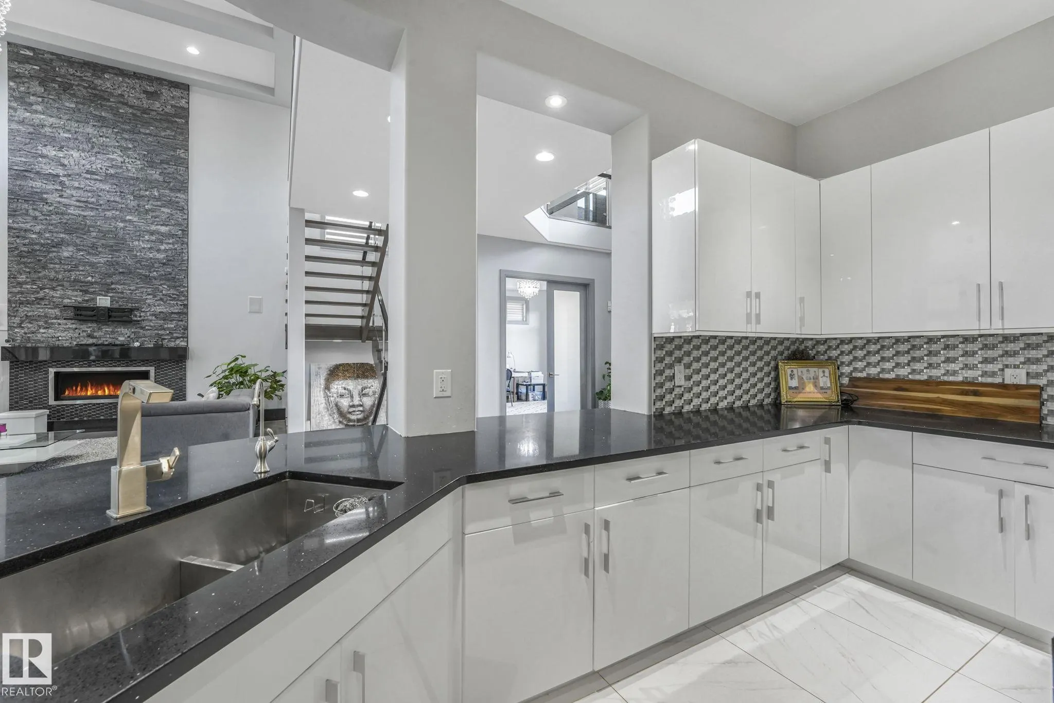 3510 WATSON Point(e)