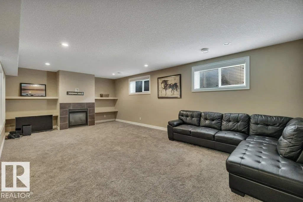 1211 Adamson Drive