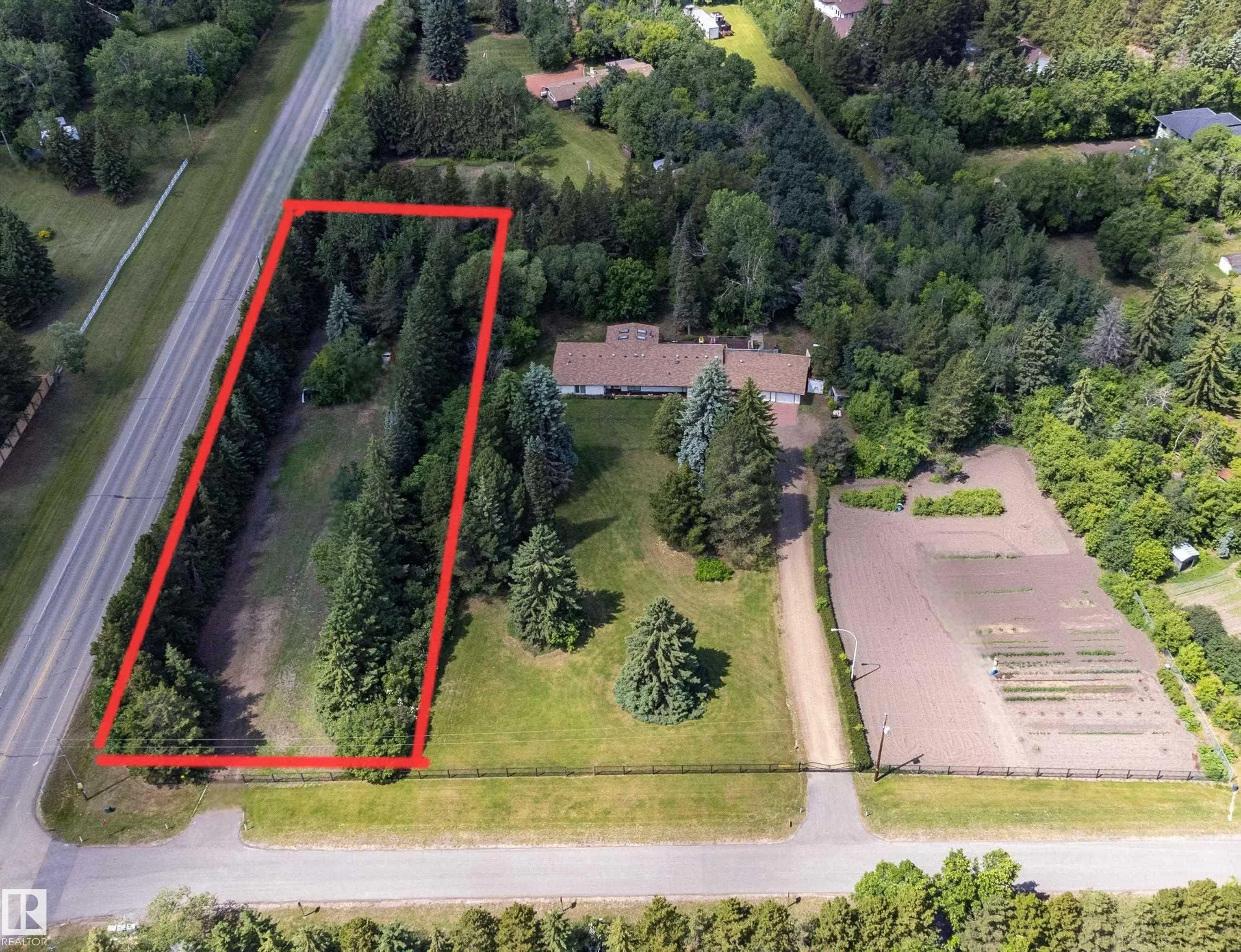 #24 25012 Sturgeon Road