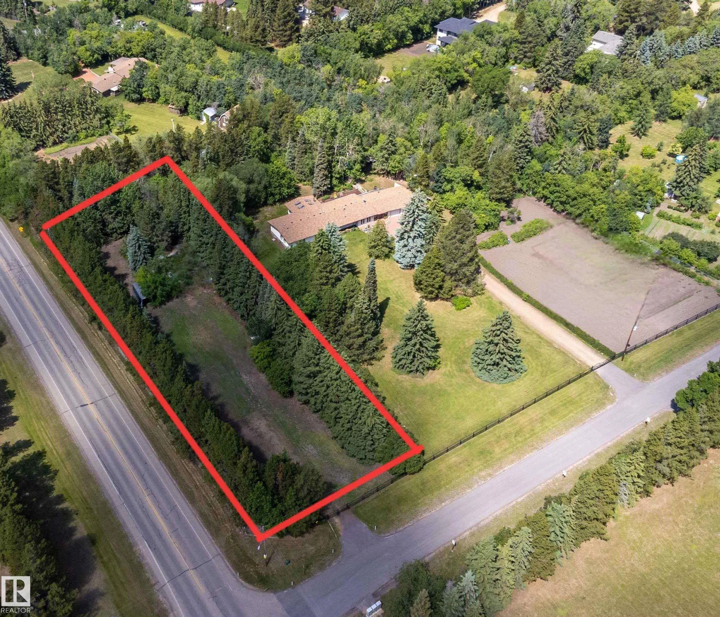 #24 25012 Sturgeon Road