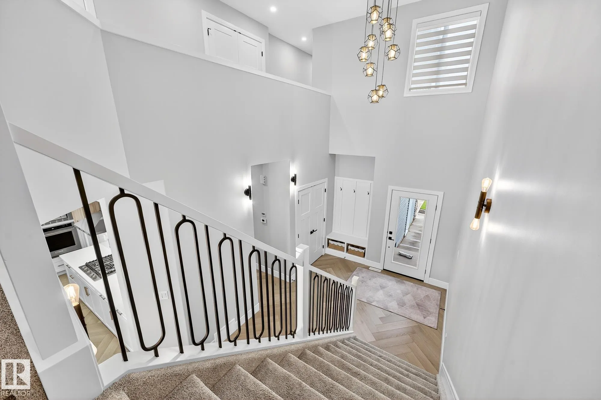 37 EDGEFIELD Way