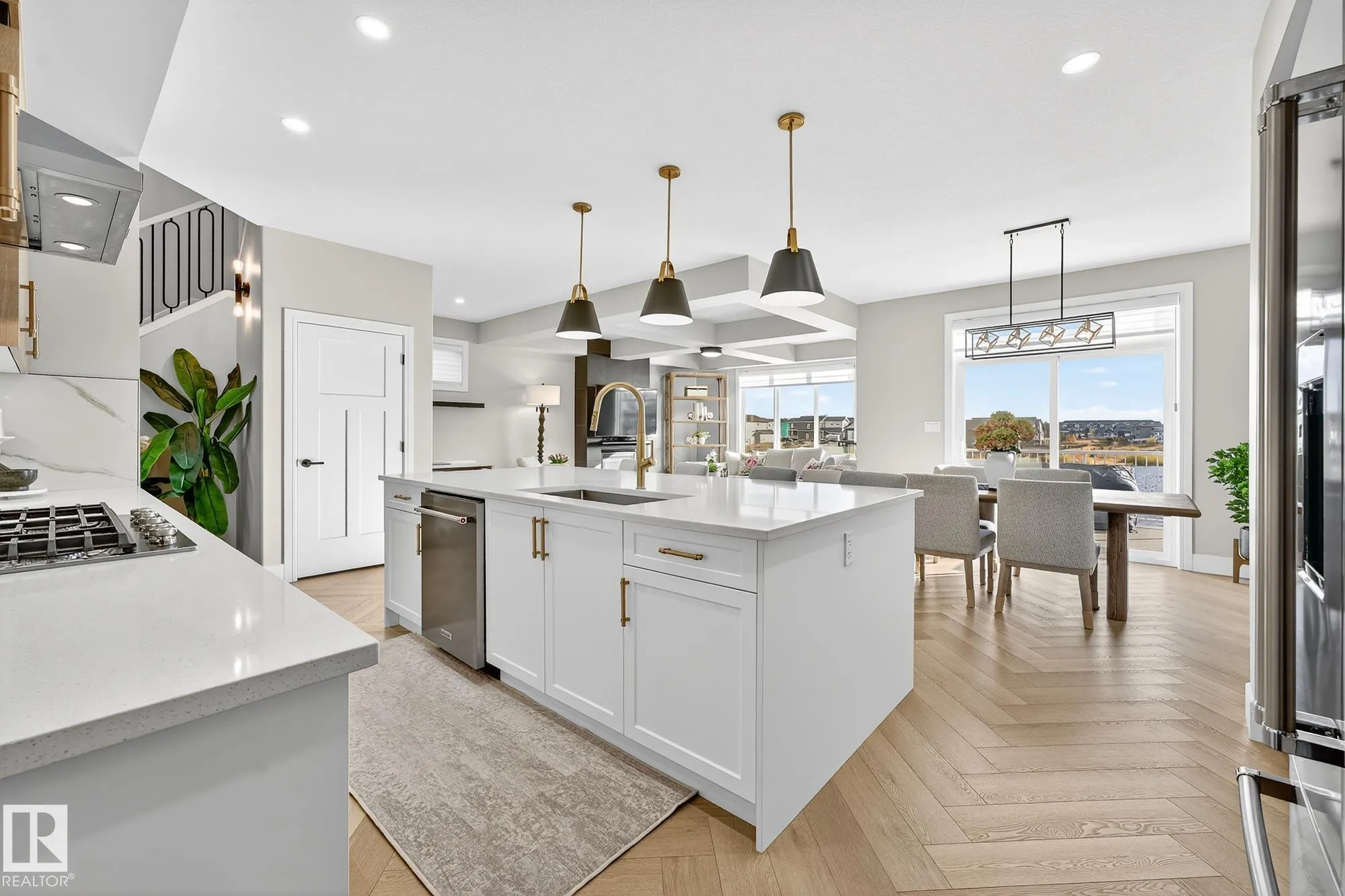 37 EDGEFIELD Way