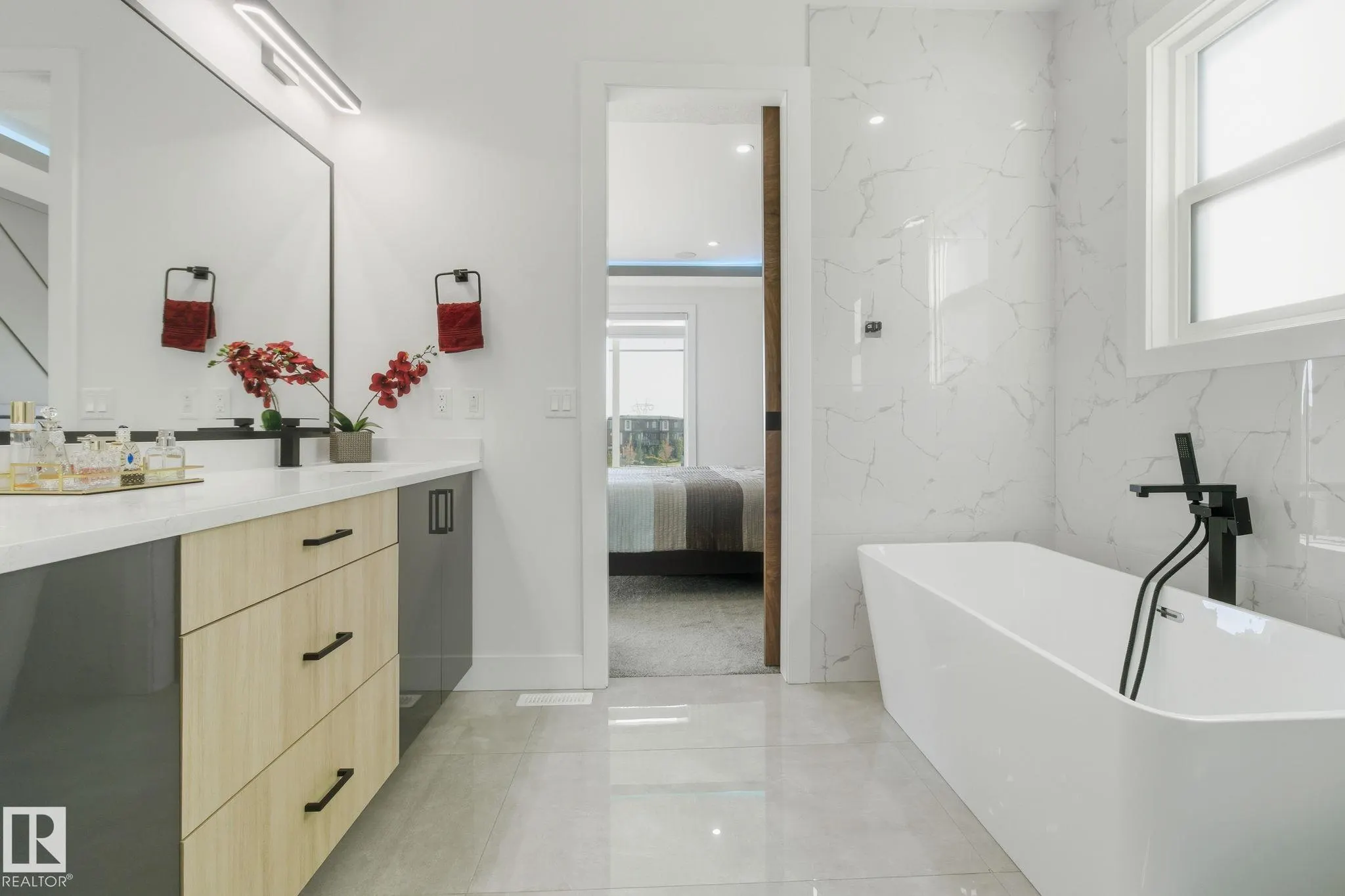5611 CAUTLEY COVE Cove