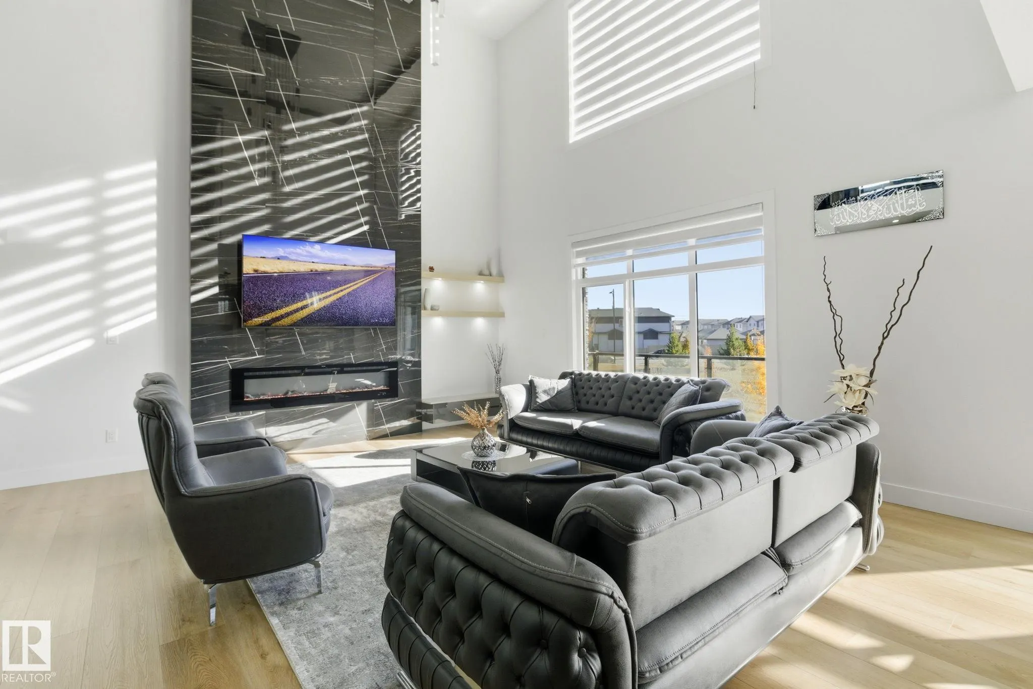 5611 CAUTLEY COVE Cove