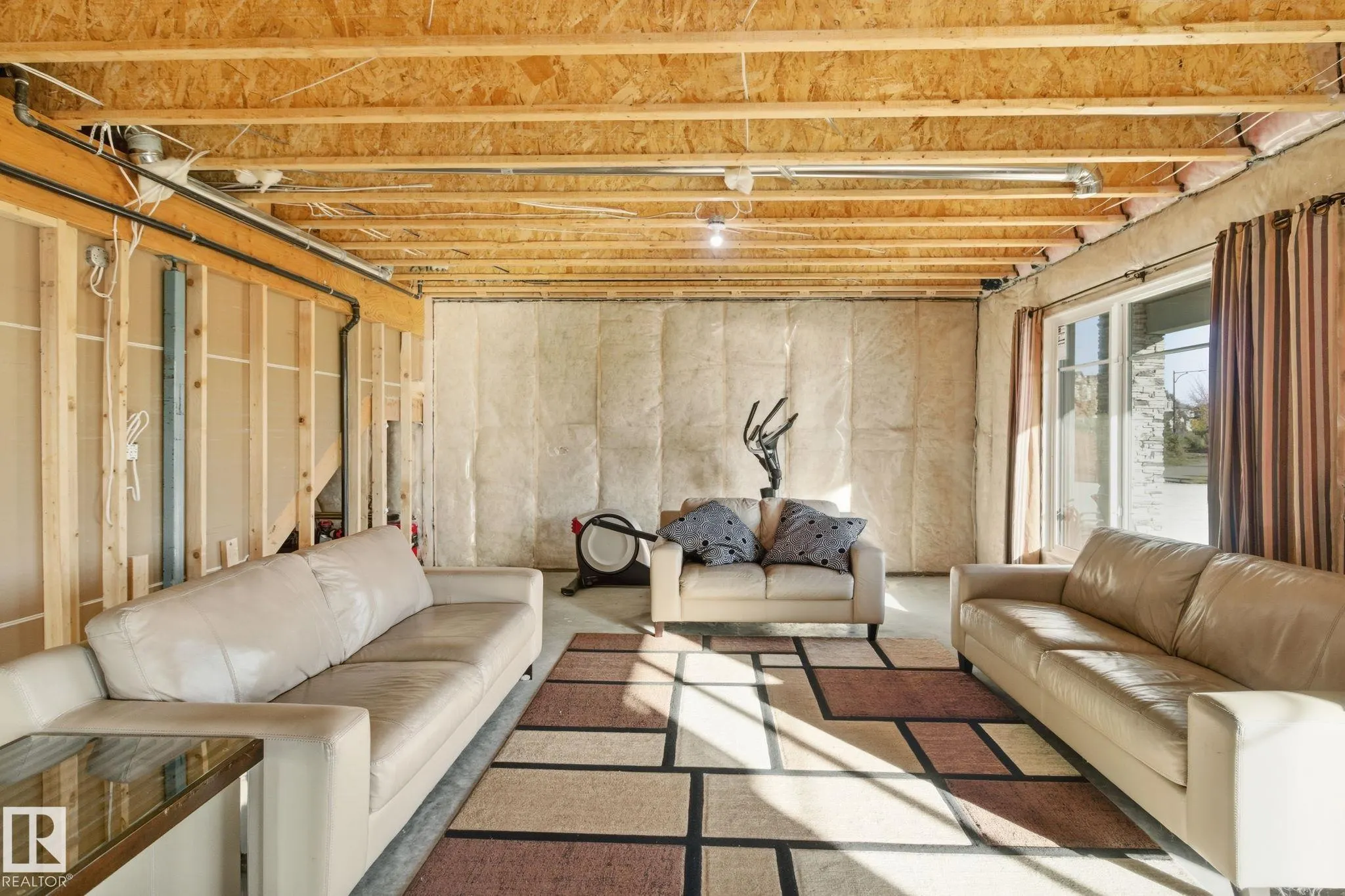 5611 CAUTLEY COVE Cove
