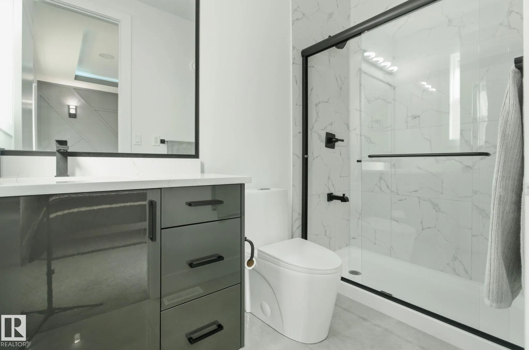 5611 CAUTLEY COVE Cove