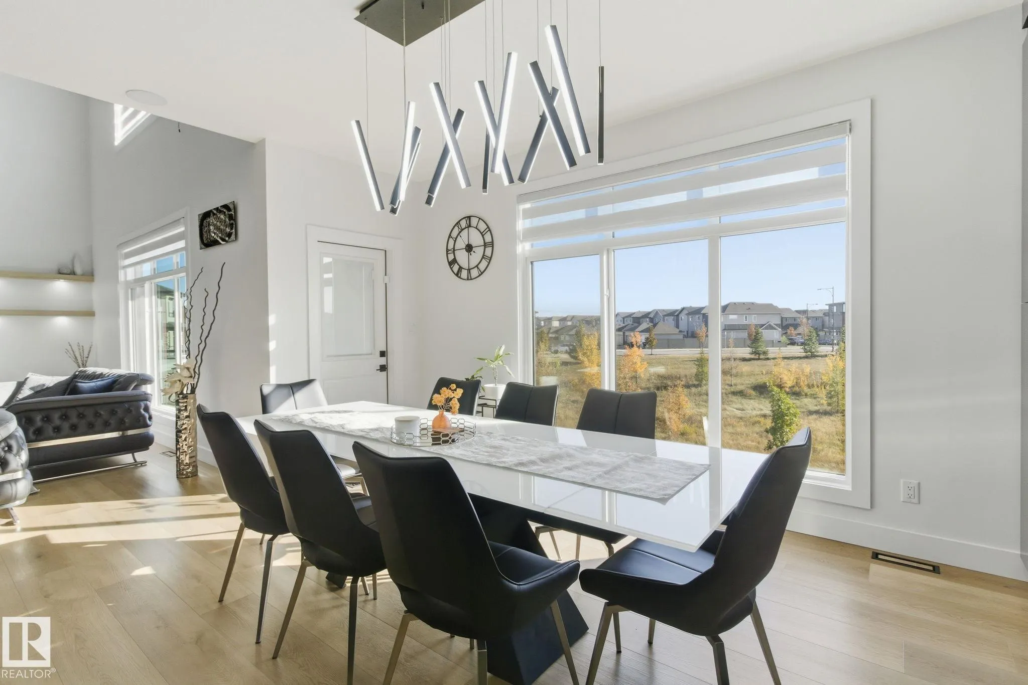 5611 CAUTLEY COVE Cove