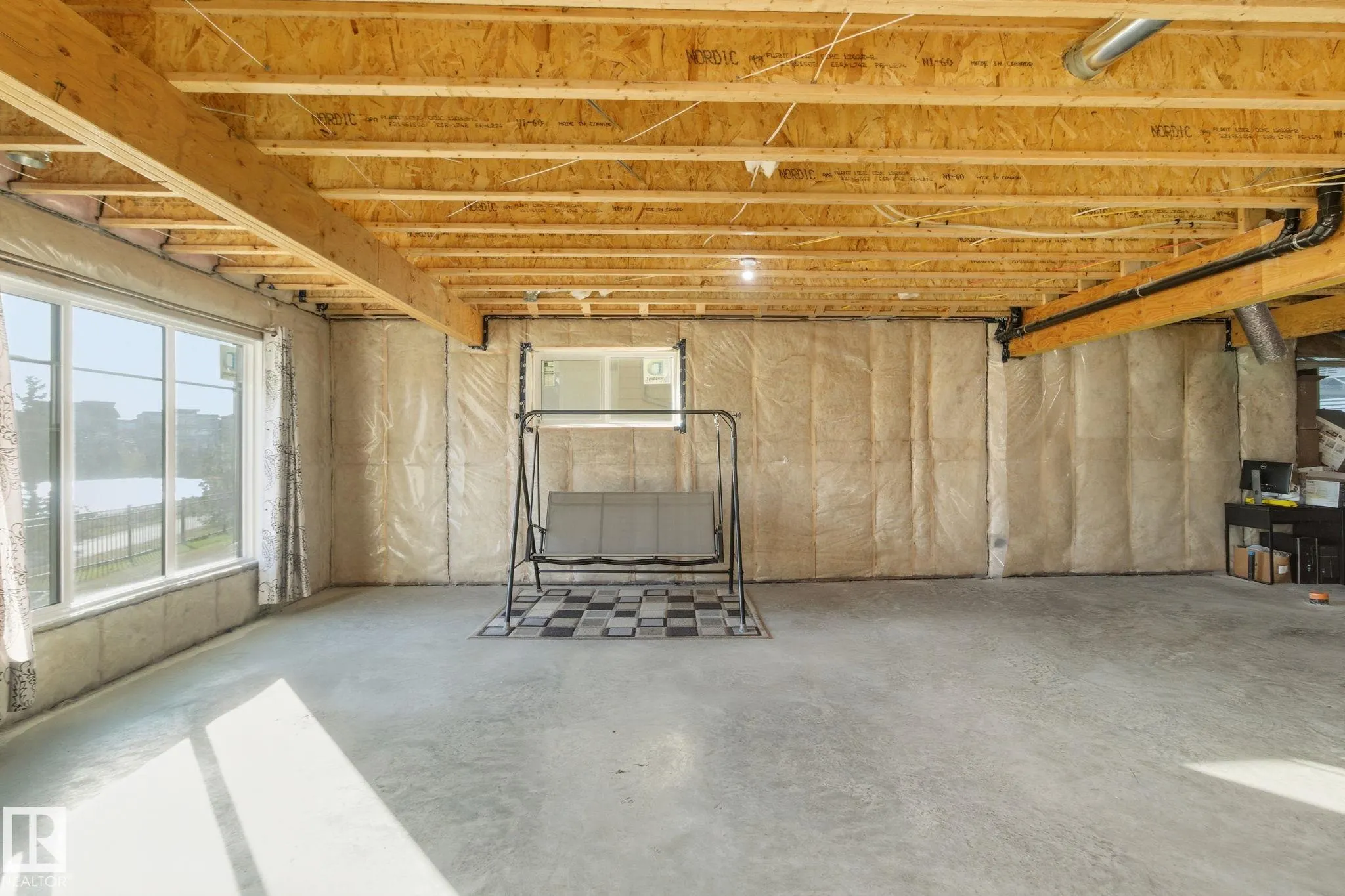 5611 CAUTLEY COVE Cove