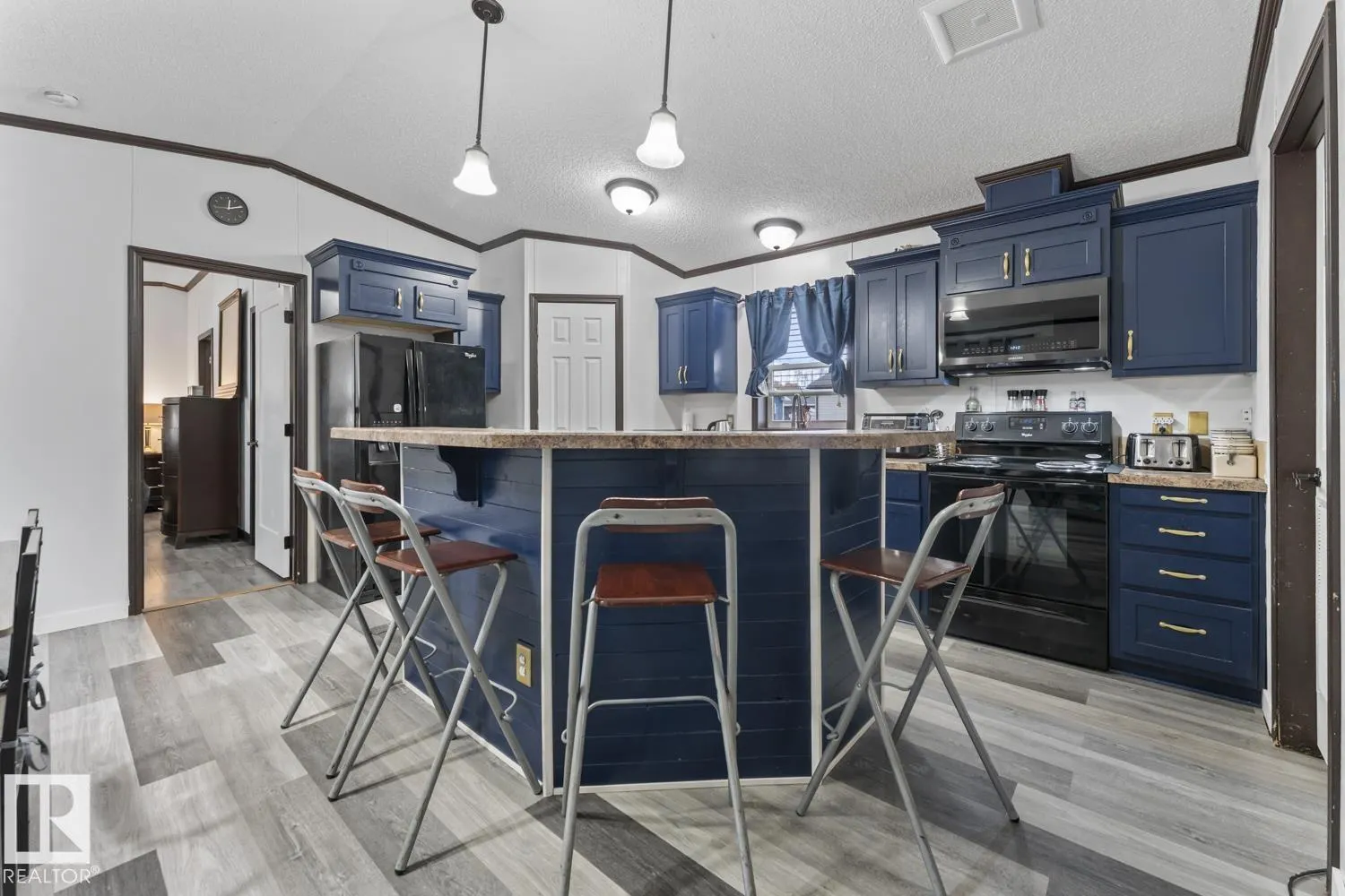 4510 Snowbird Lane