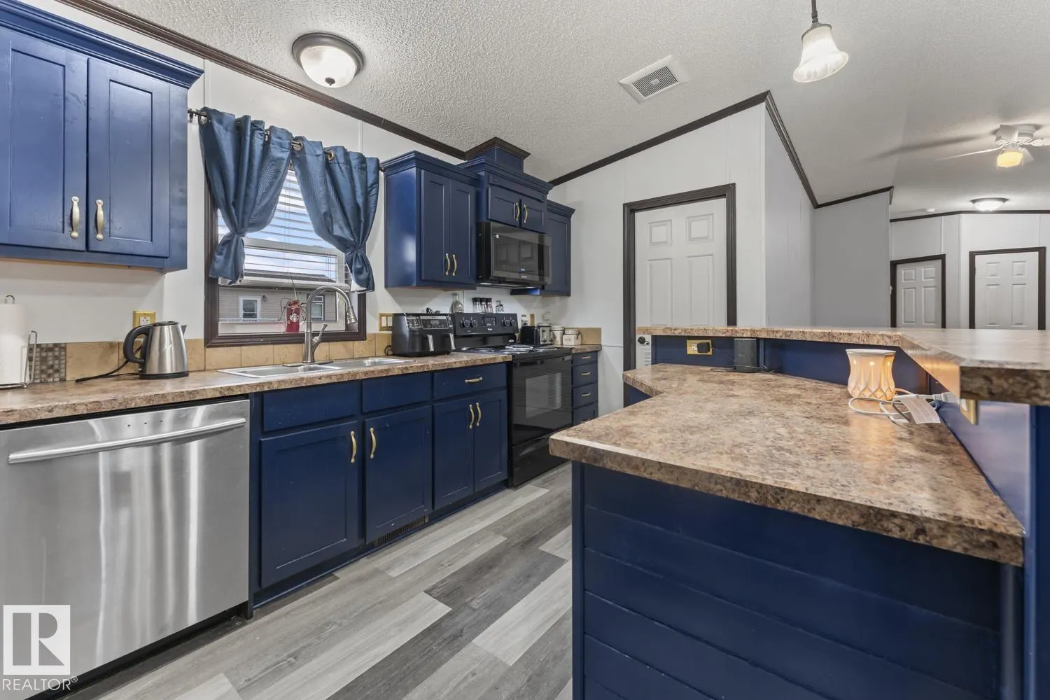 4510 Snowbird Lane
