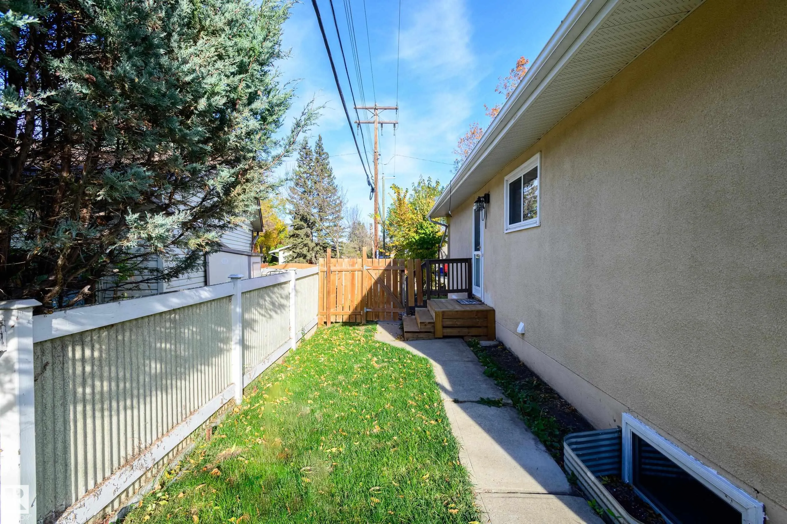 20 GRANDVILLE Avenue