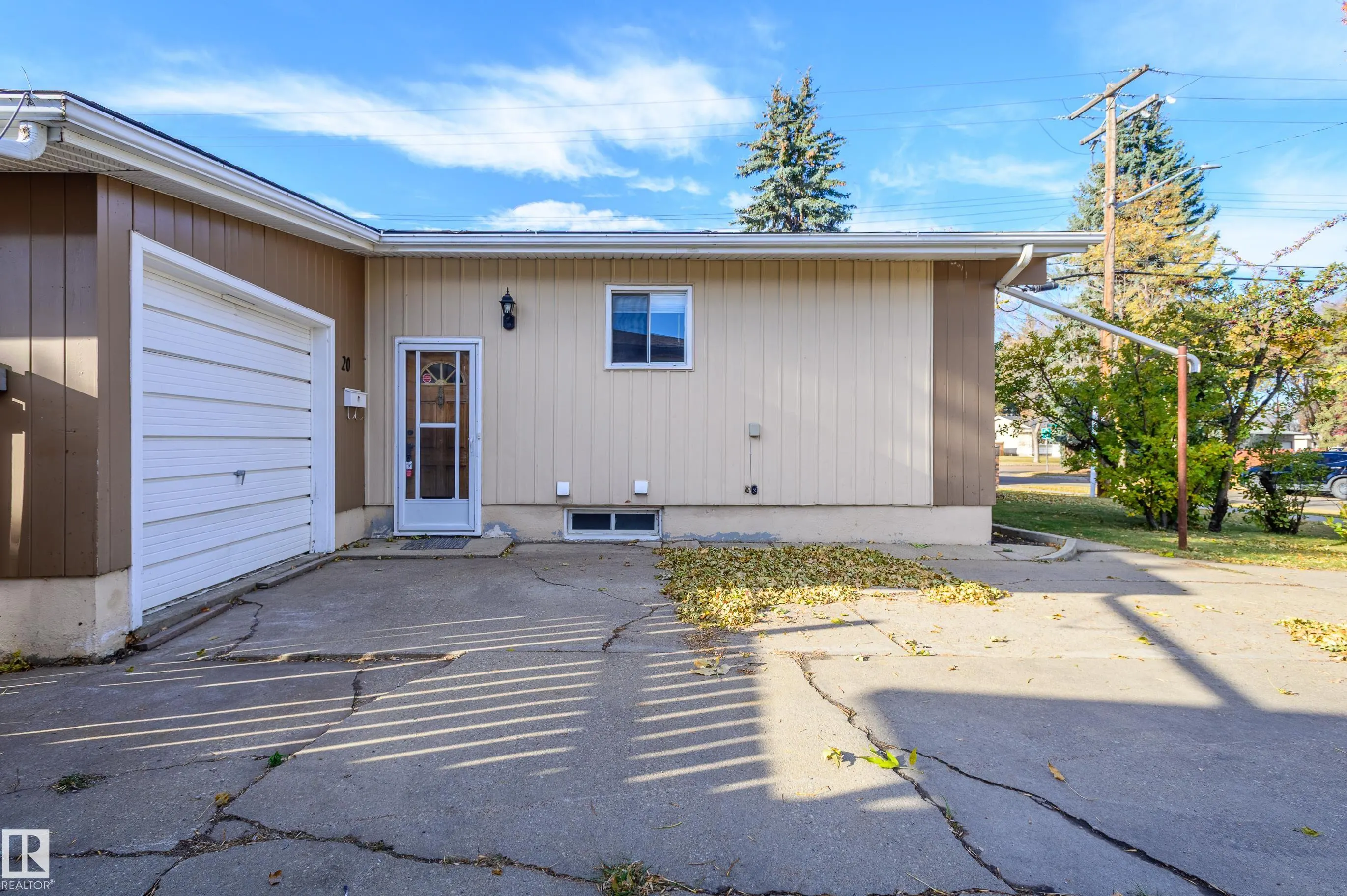 20 GRANDVILLE Avenue