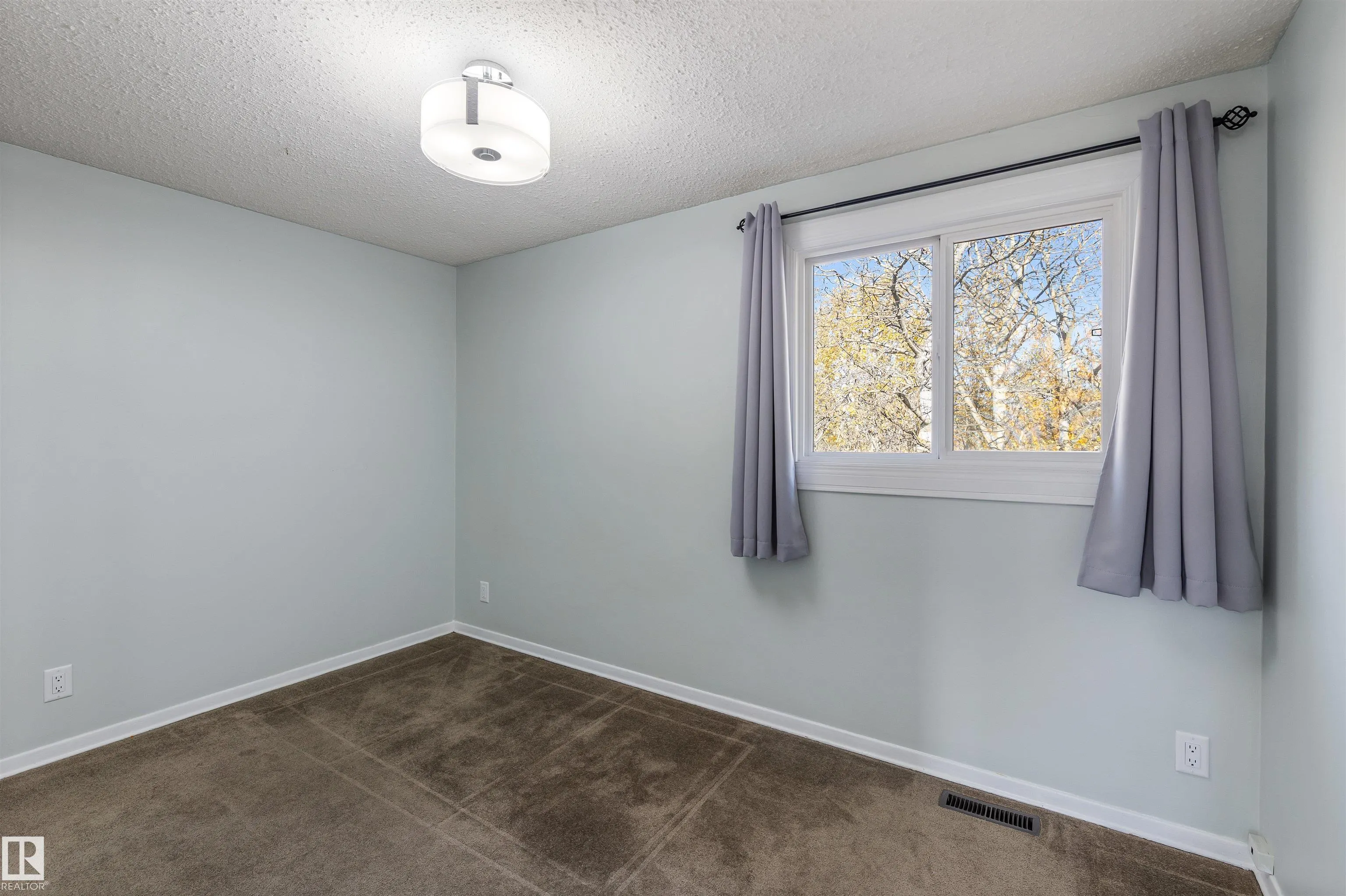 175 RIDGEWOOD