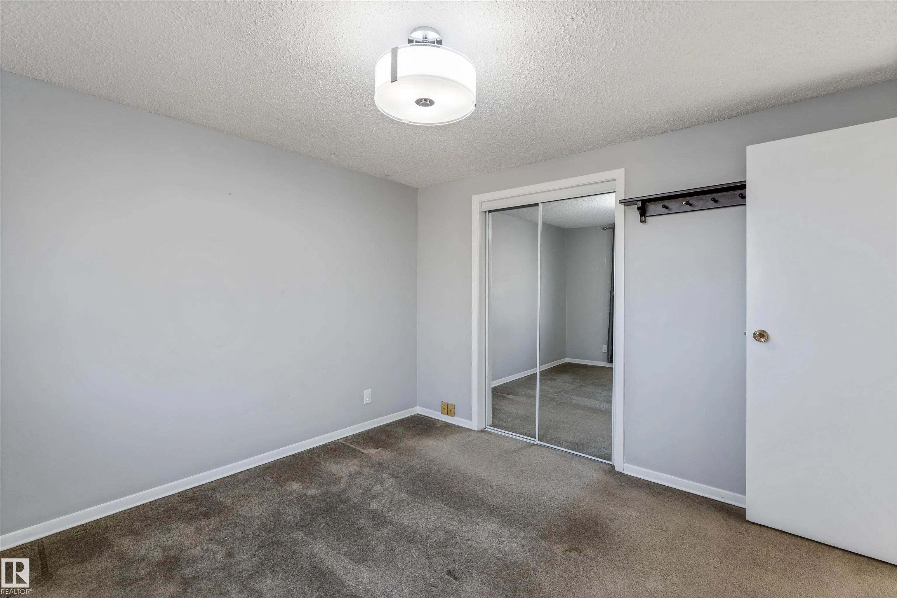 175 RIDGEWOOD