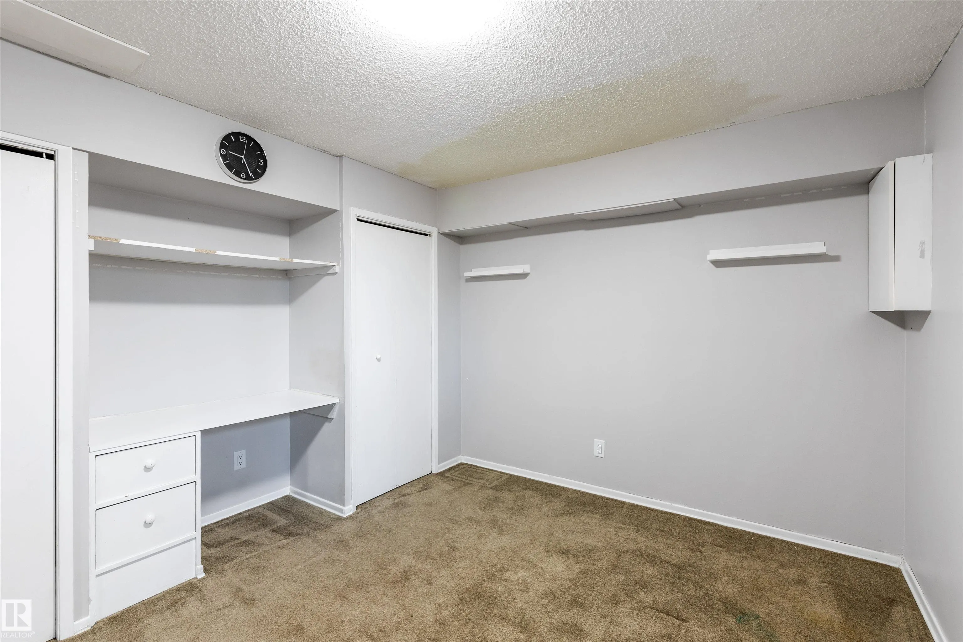 175 RIDGEWOOD