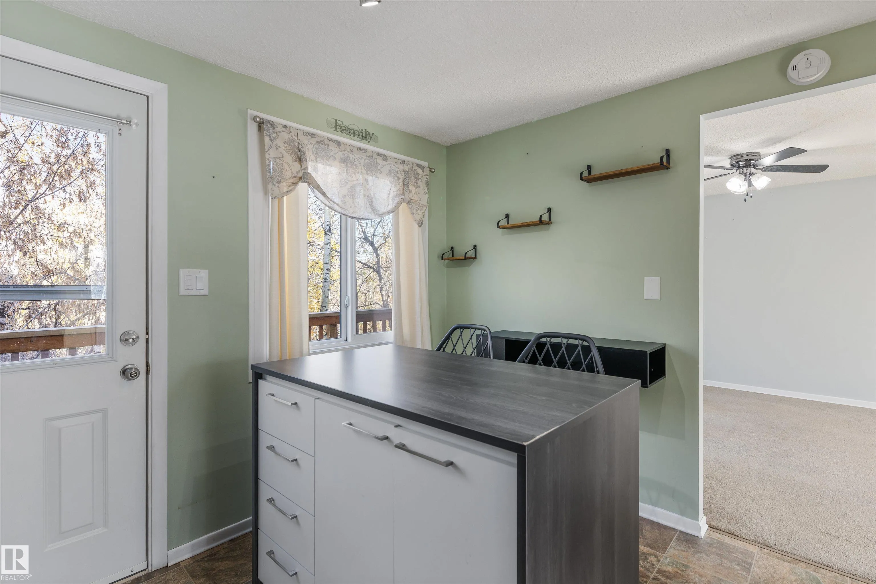 175 RIDGEWOOD