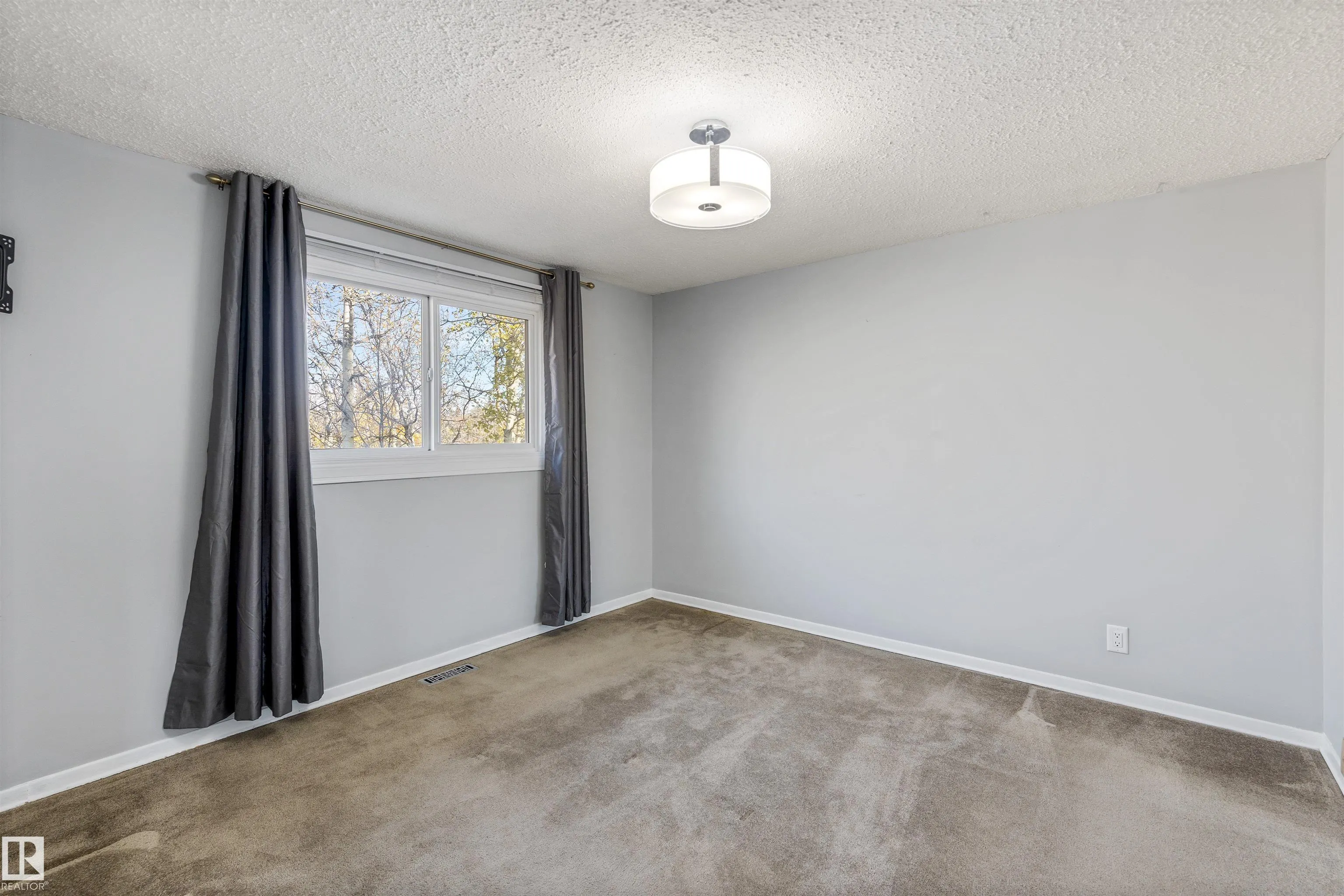 175 RIDGEWOOD